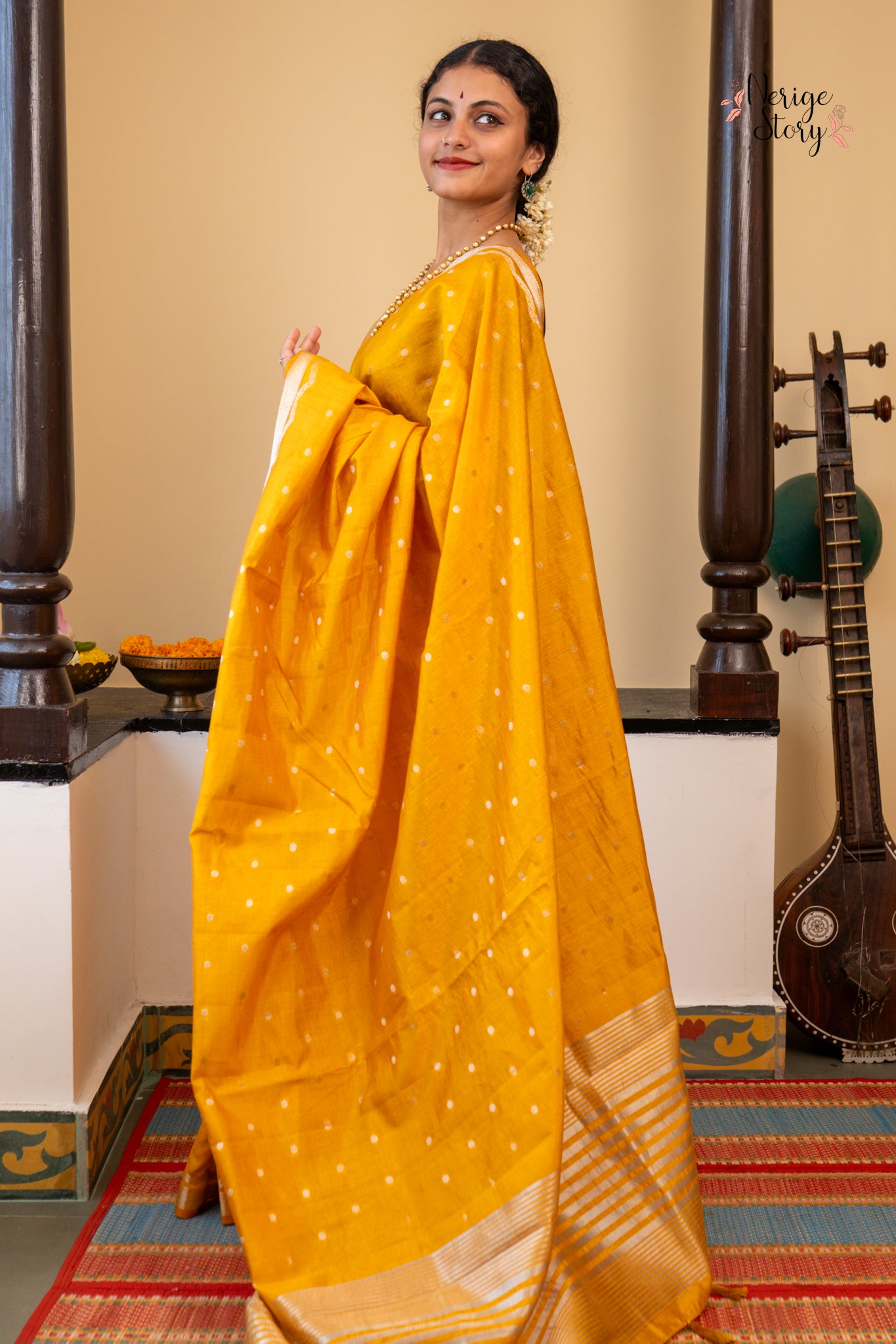 AHAANA (अहाना)