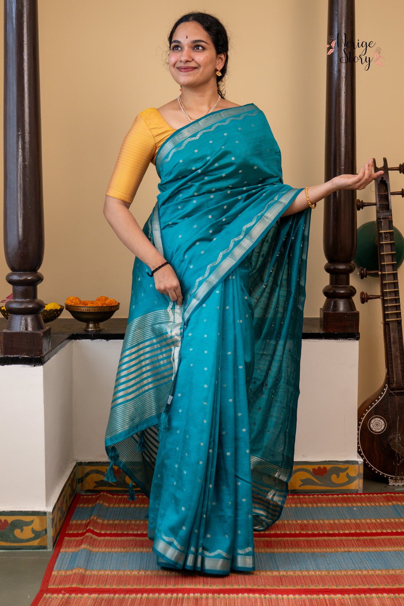 AANAYA (आनया)