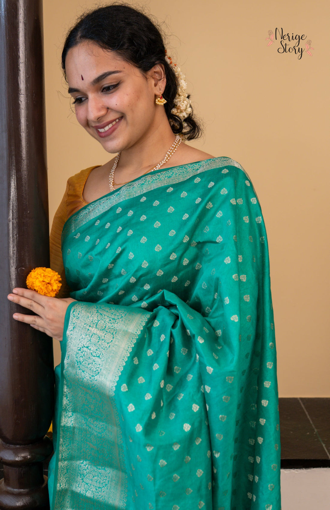 DEVANSHI (देवांशी)