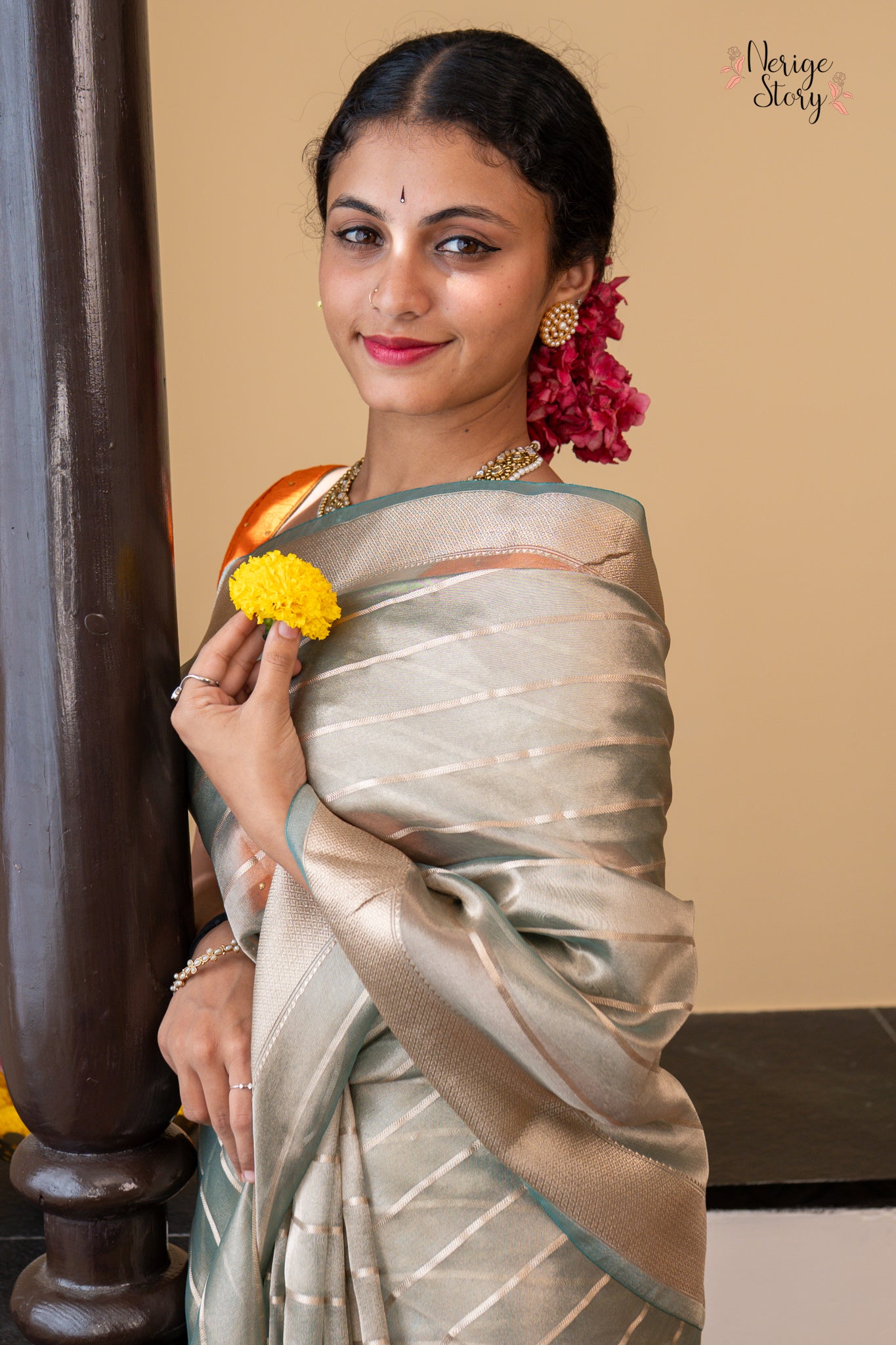 AASHIKA (आशिका)