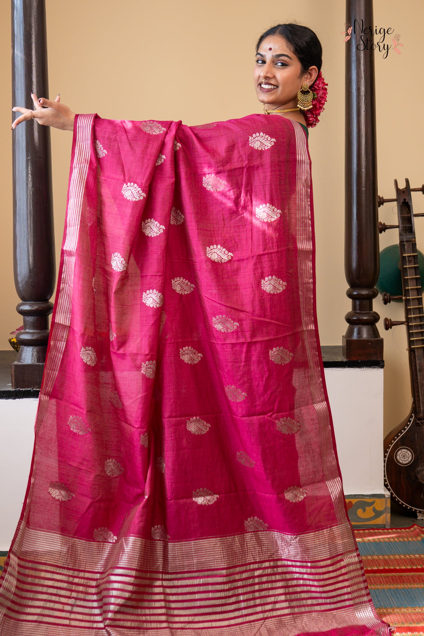 HANSIKA (हंसिका)