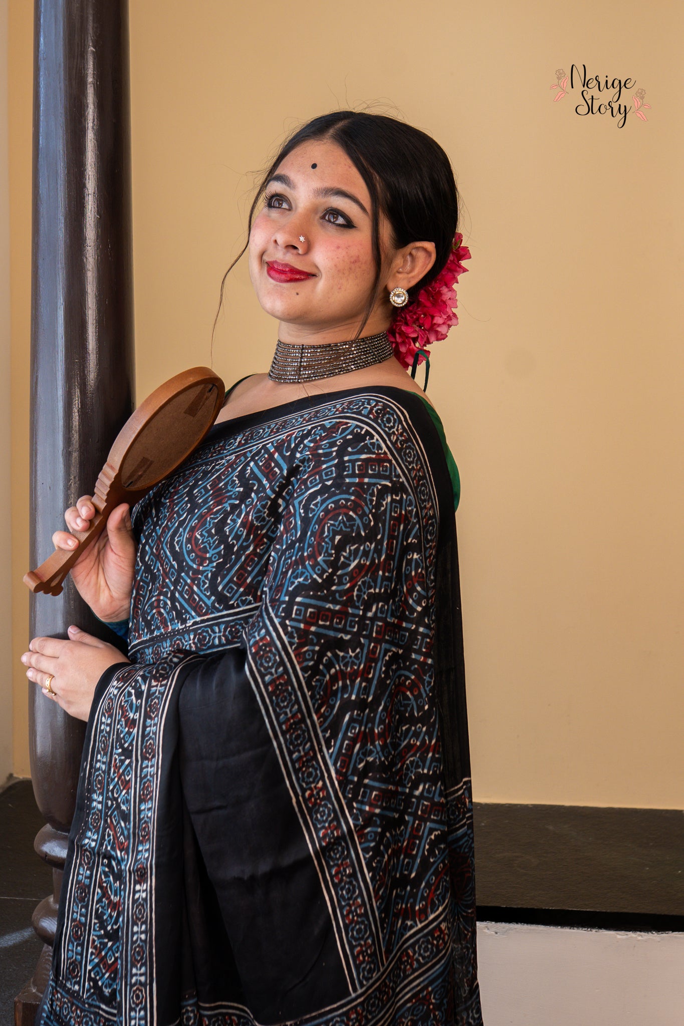 SANIKA (सनिका)