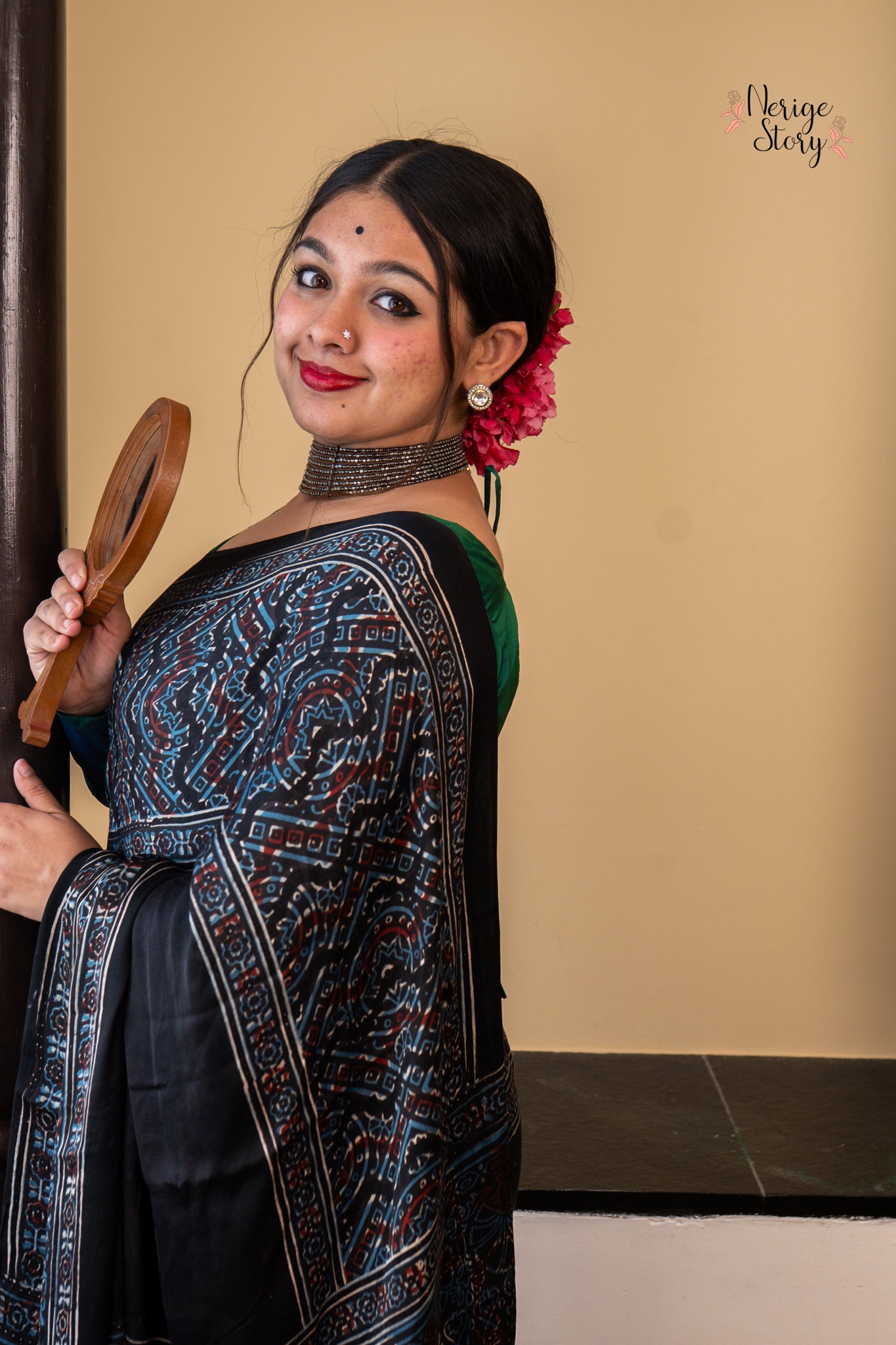 SANIKA (सनिका)