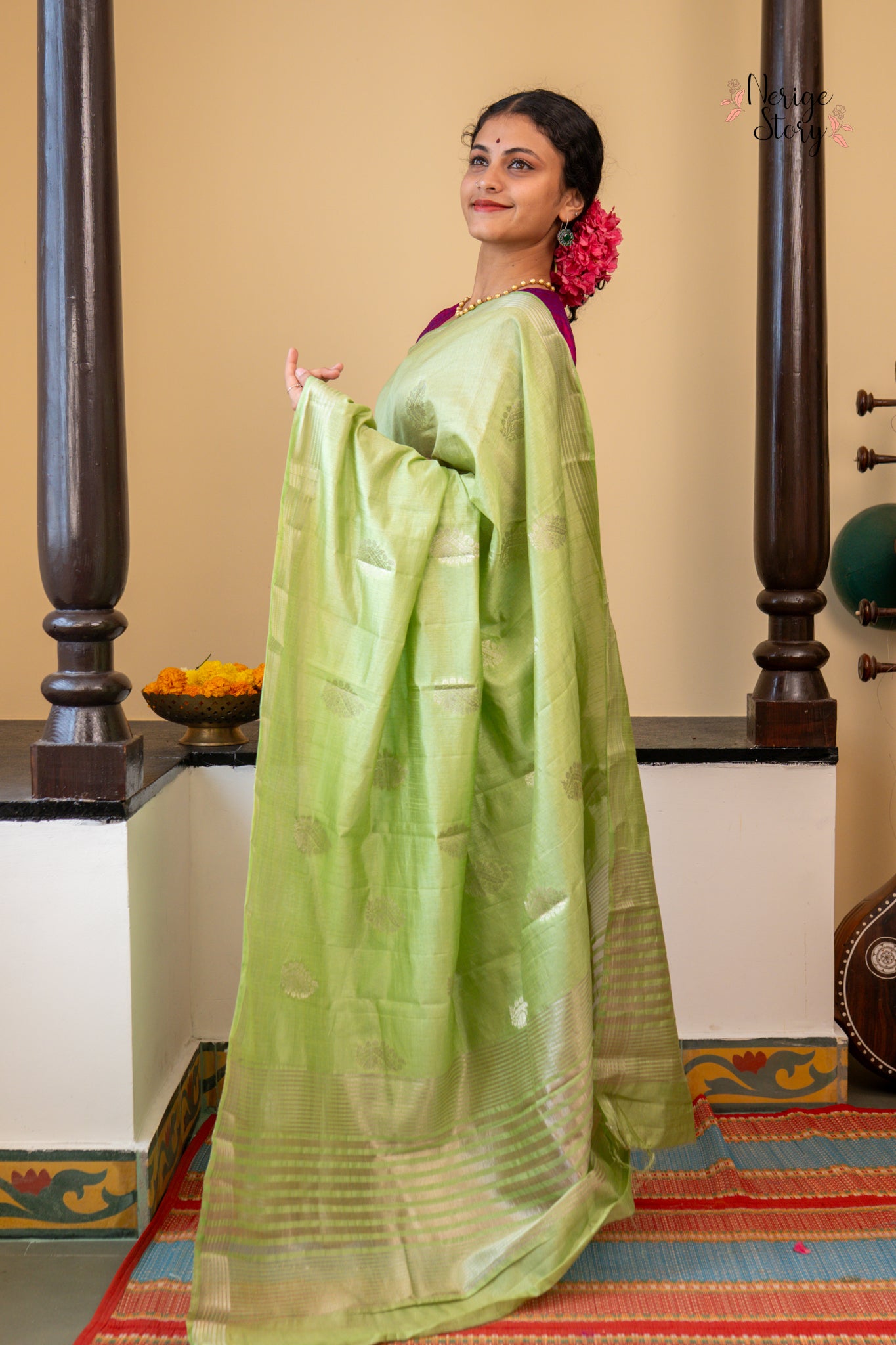 MRINALIKA (मृणालिका)