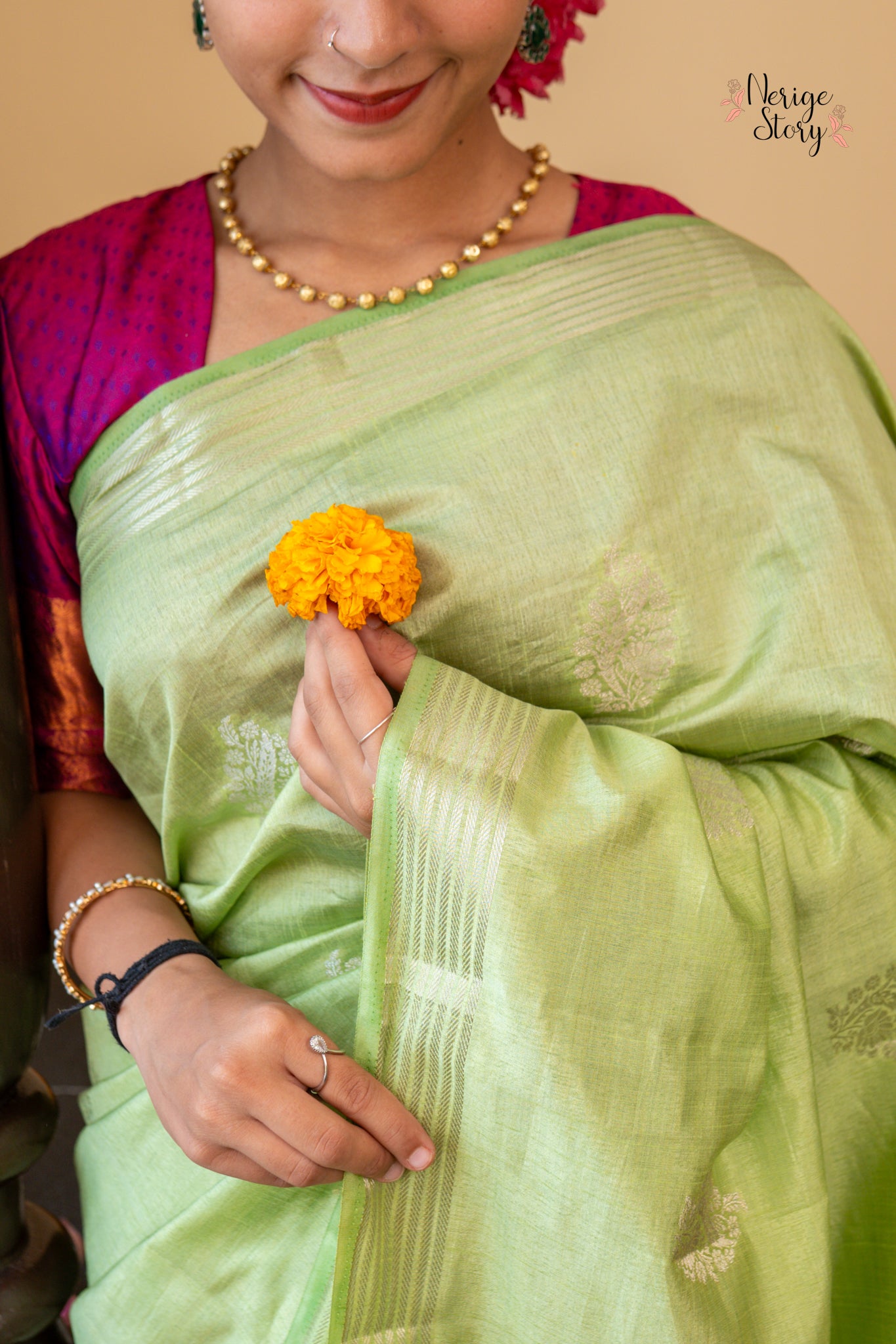 MRINALIKA (मृणालिका)