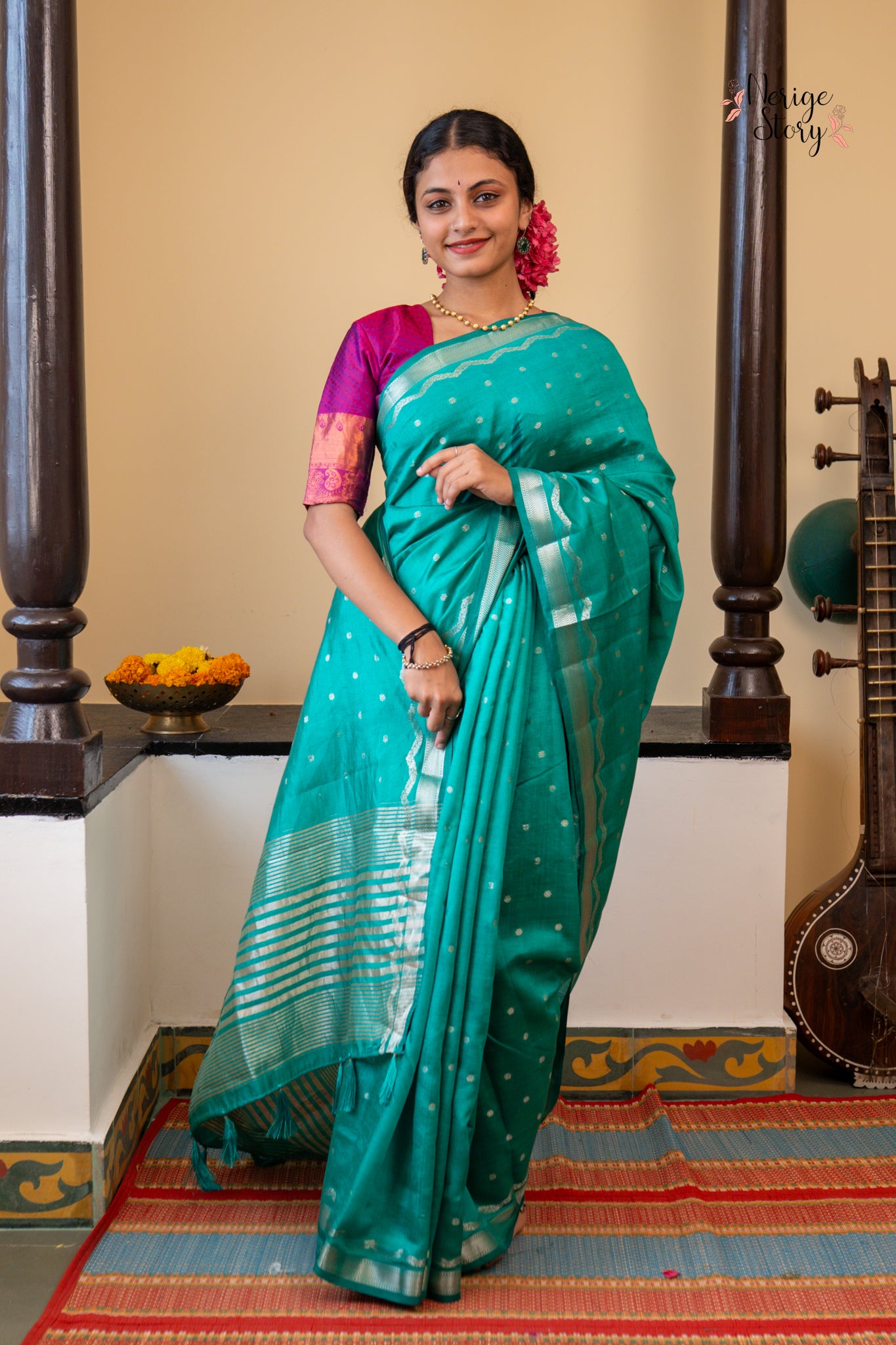 MONISHA (मोनिषा)