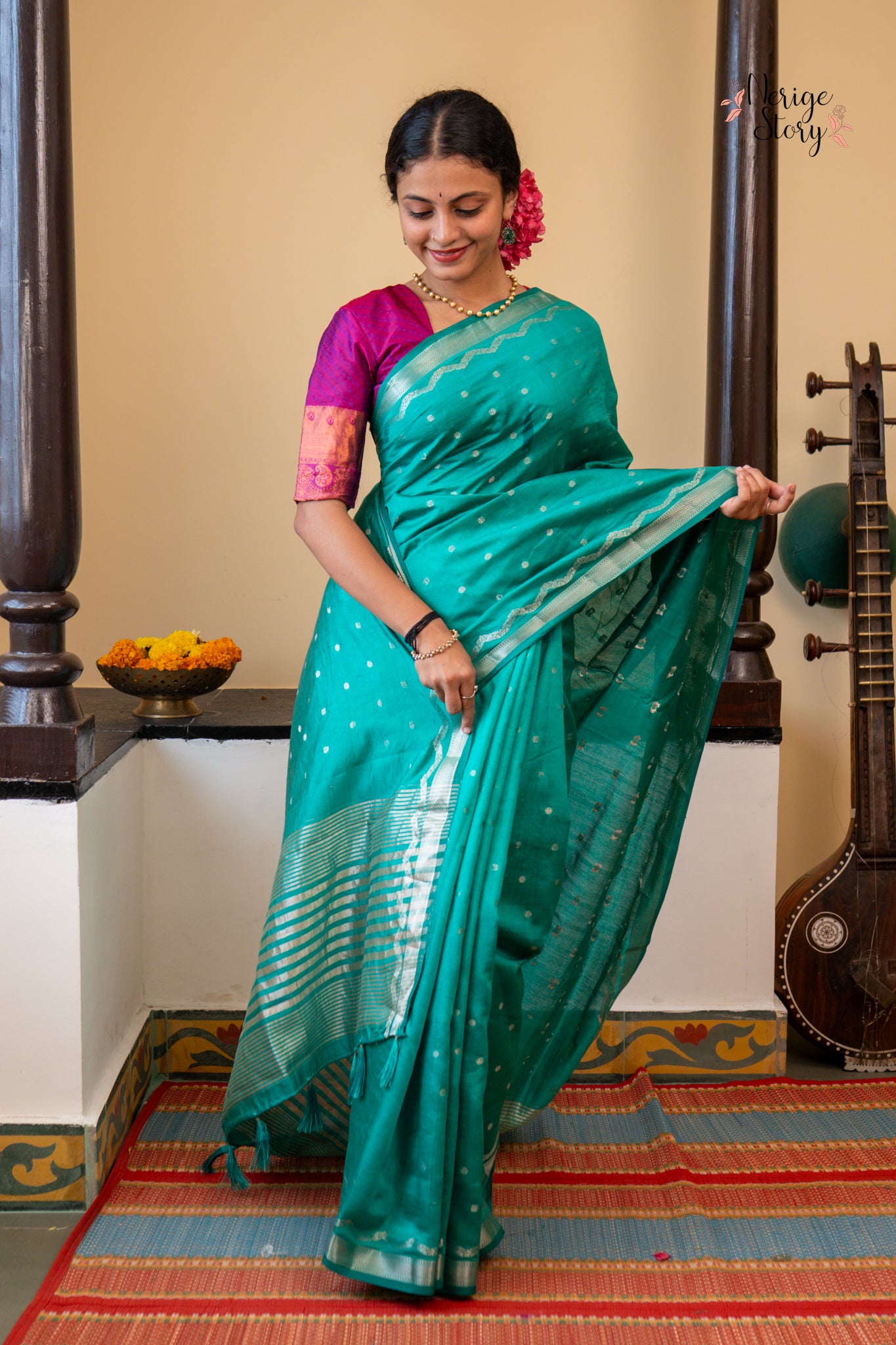 MONISHA (मोनिषा)