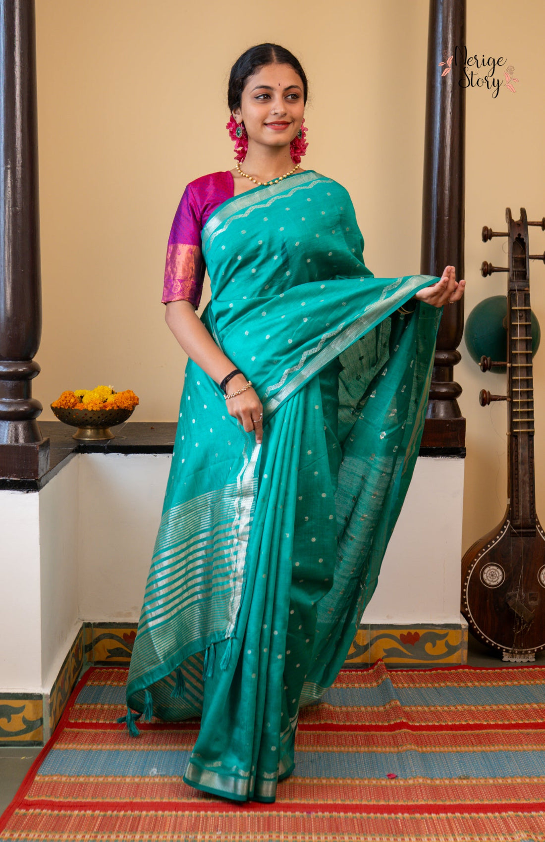 MONISHA (मोनिषा)