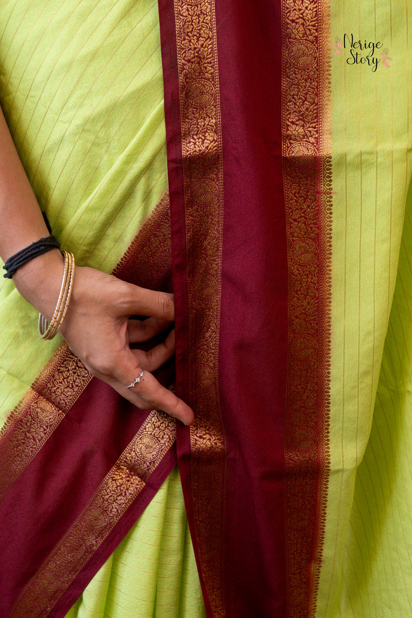 DEVANSHIKA (देवांशिका)