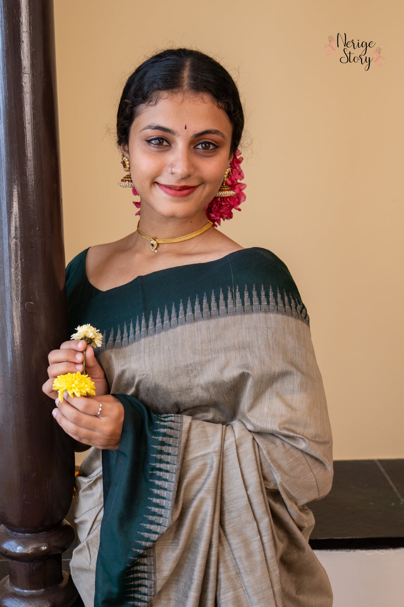NAMITHA (ನಮಿತಾ)