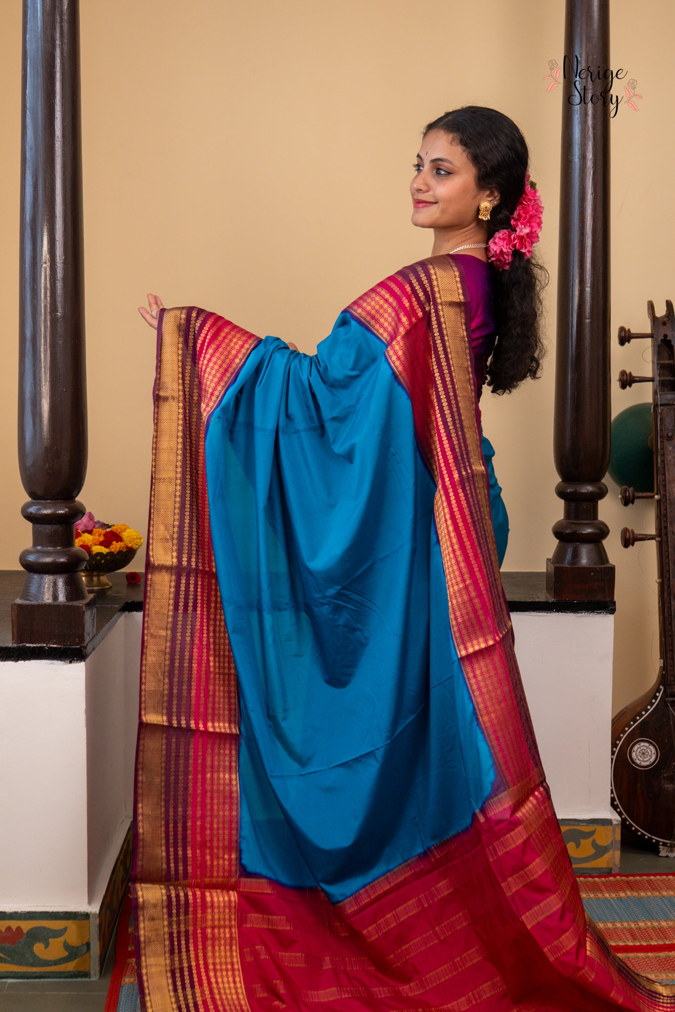 ADVAIA (अद्वैअ)