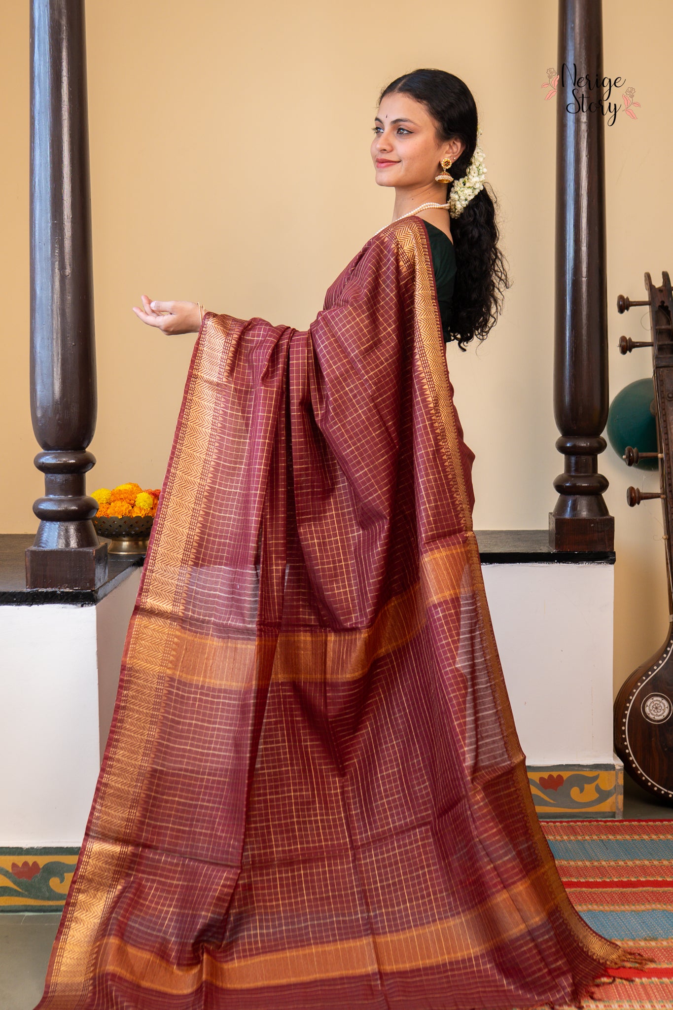 GAGANIKA (गगनिका)