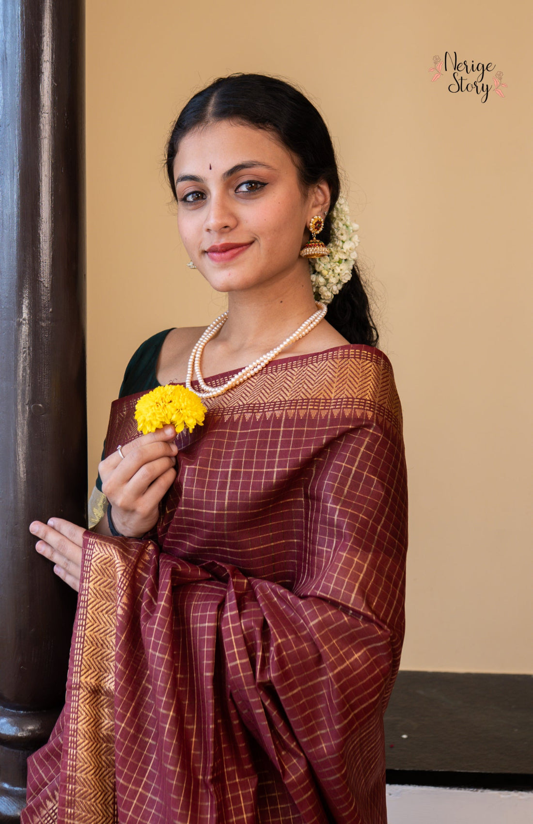 GAGANIKA (गगनिका)