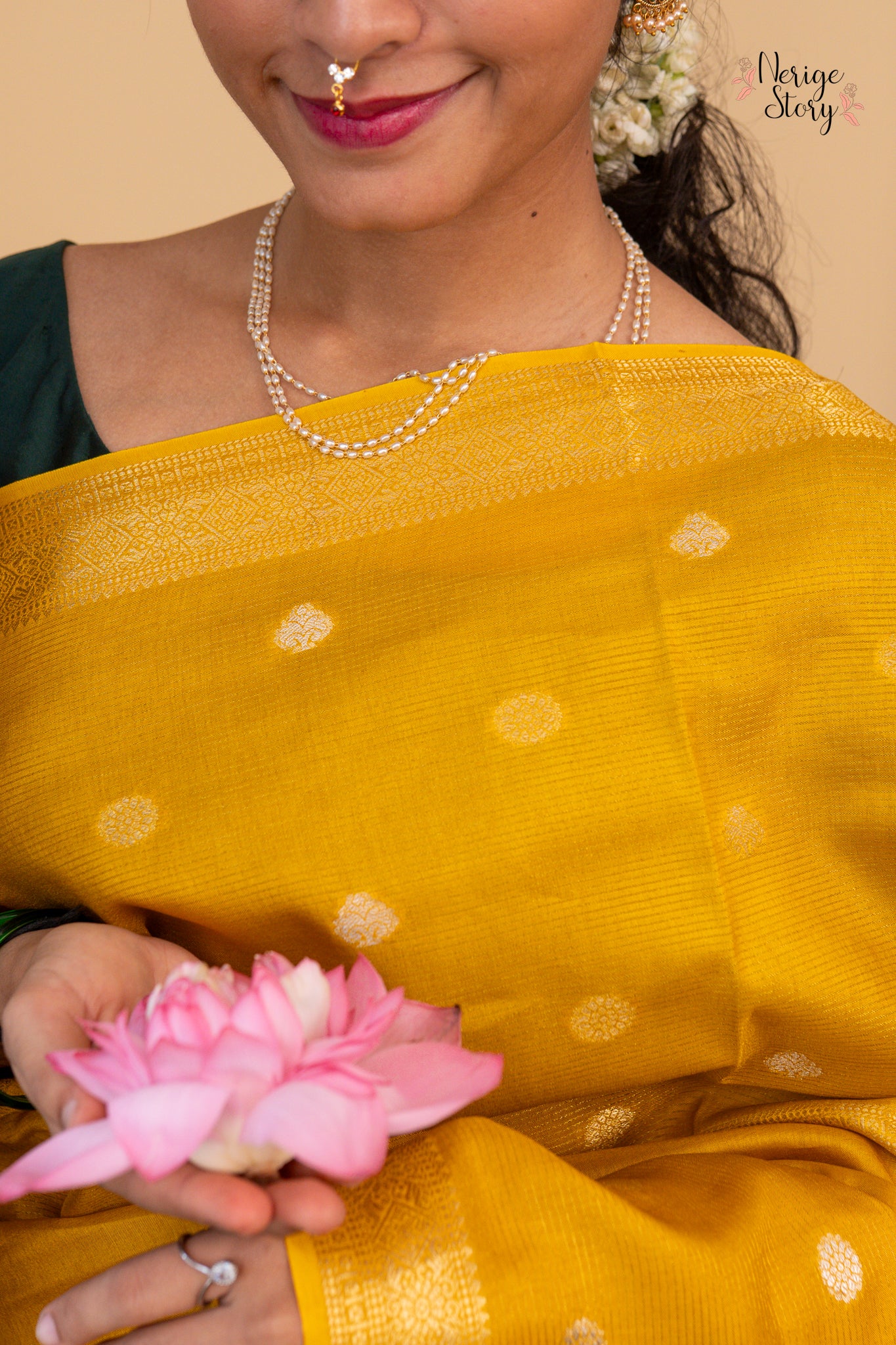 HARSHALEENA (हर्षलीना)