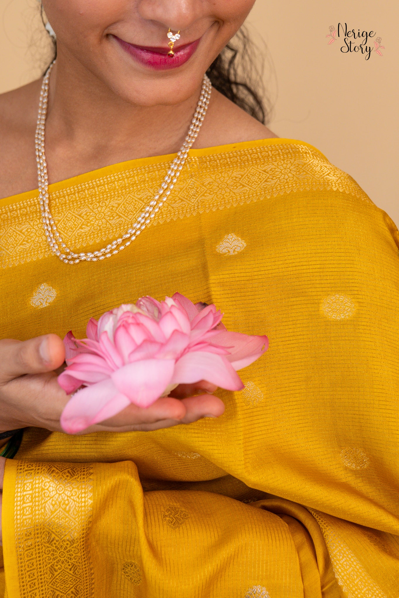 HARSHALEENA (हर्षलीना)