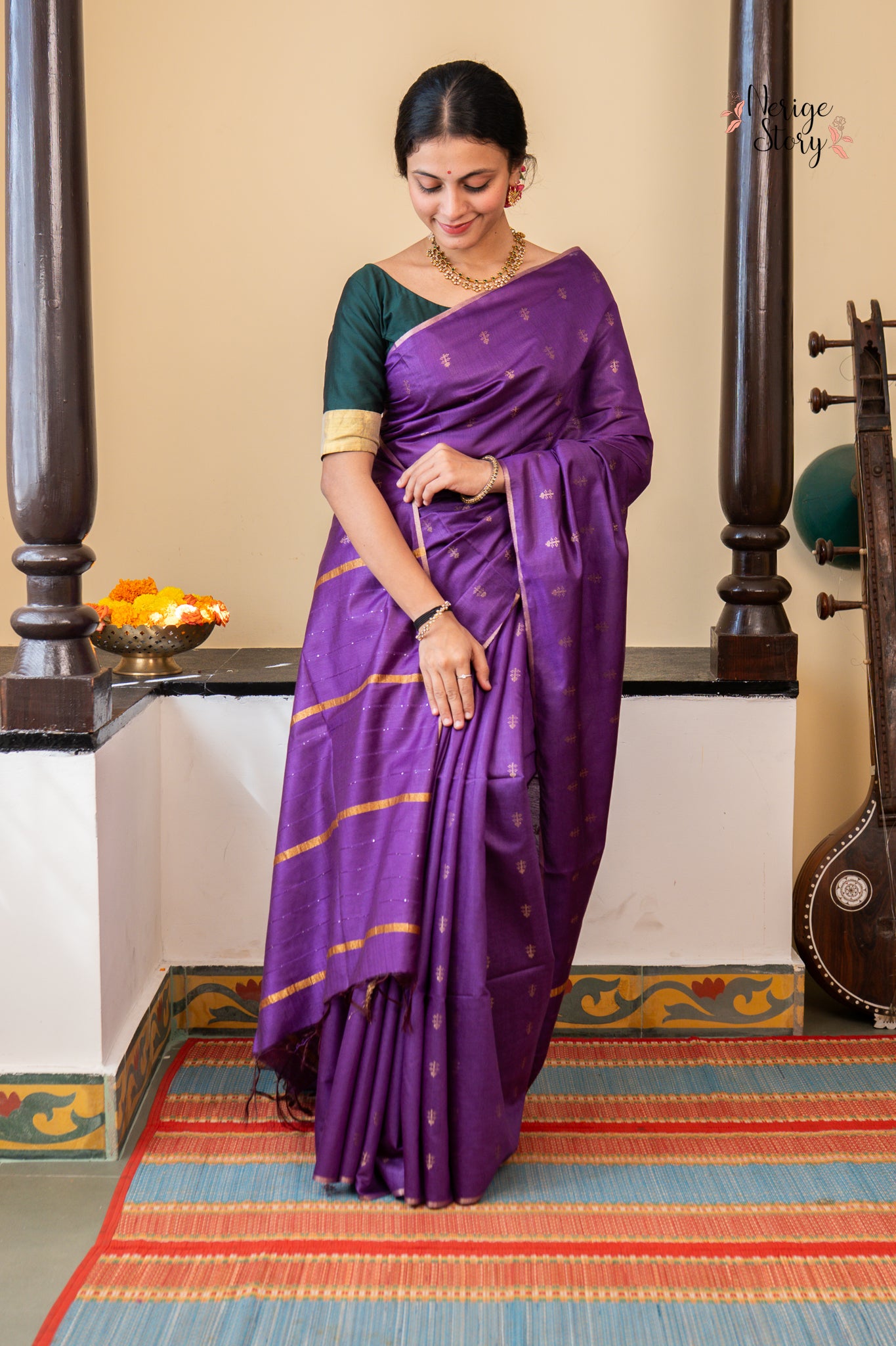 LAVANIKA (लावणिका)