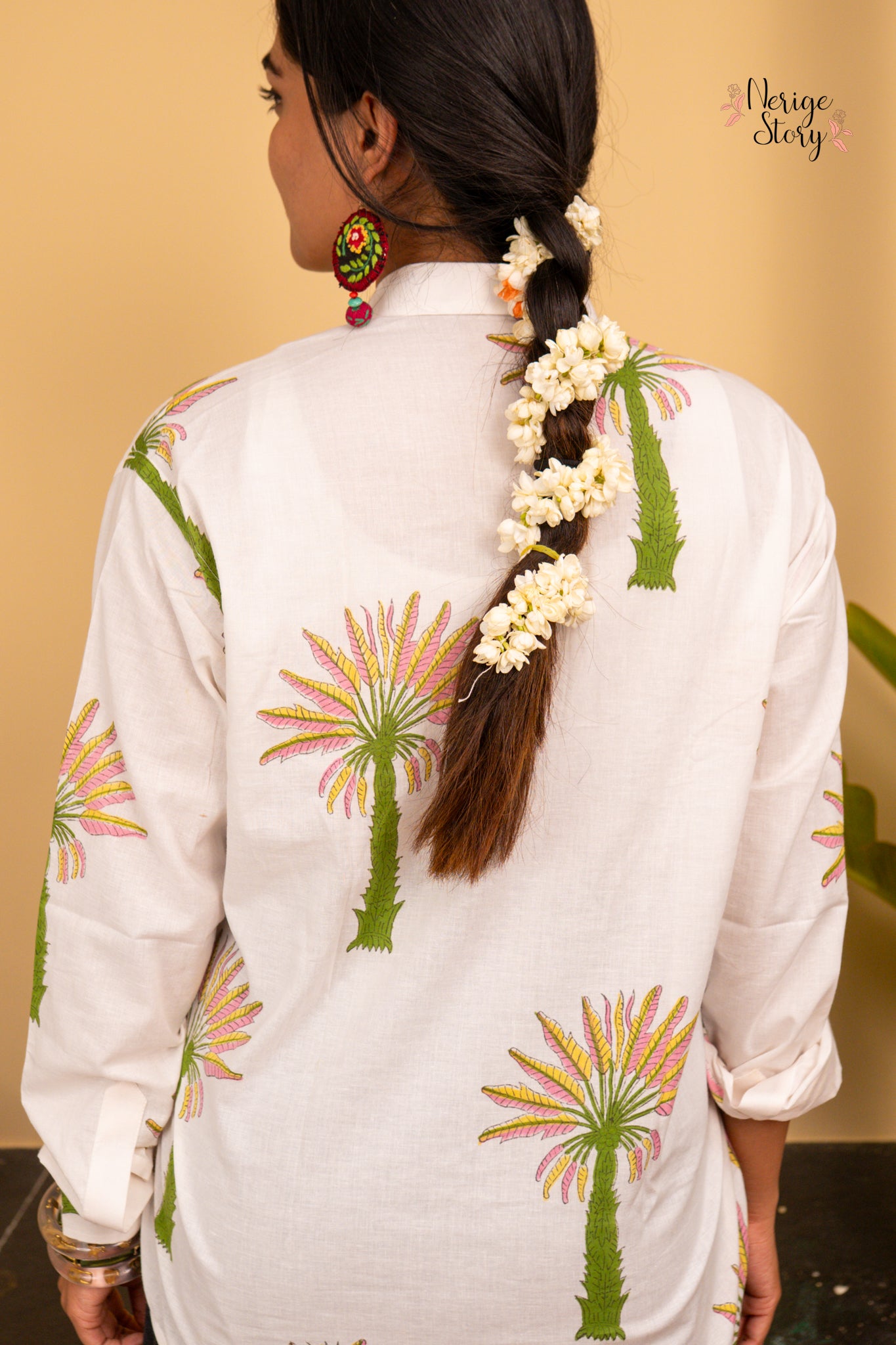 MALLI ( ಮಲ್ಲಿಗೆ )