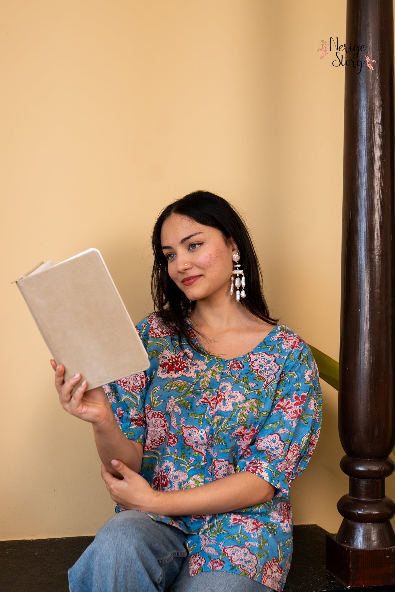 JASMIRA (जस्मीरा)