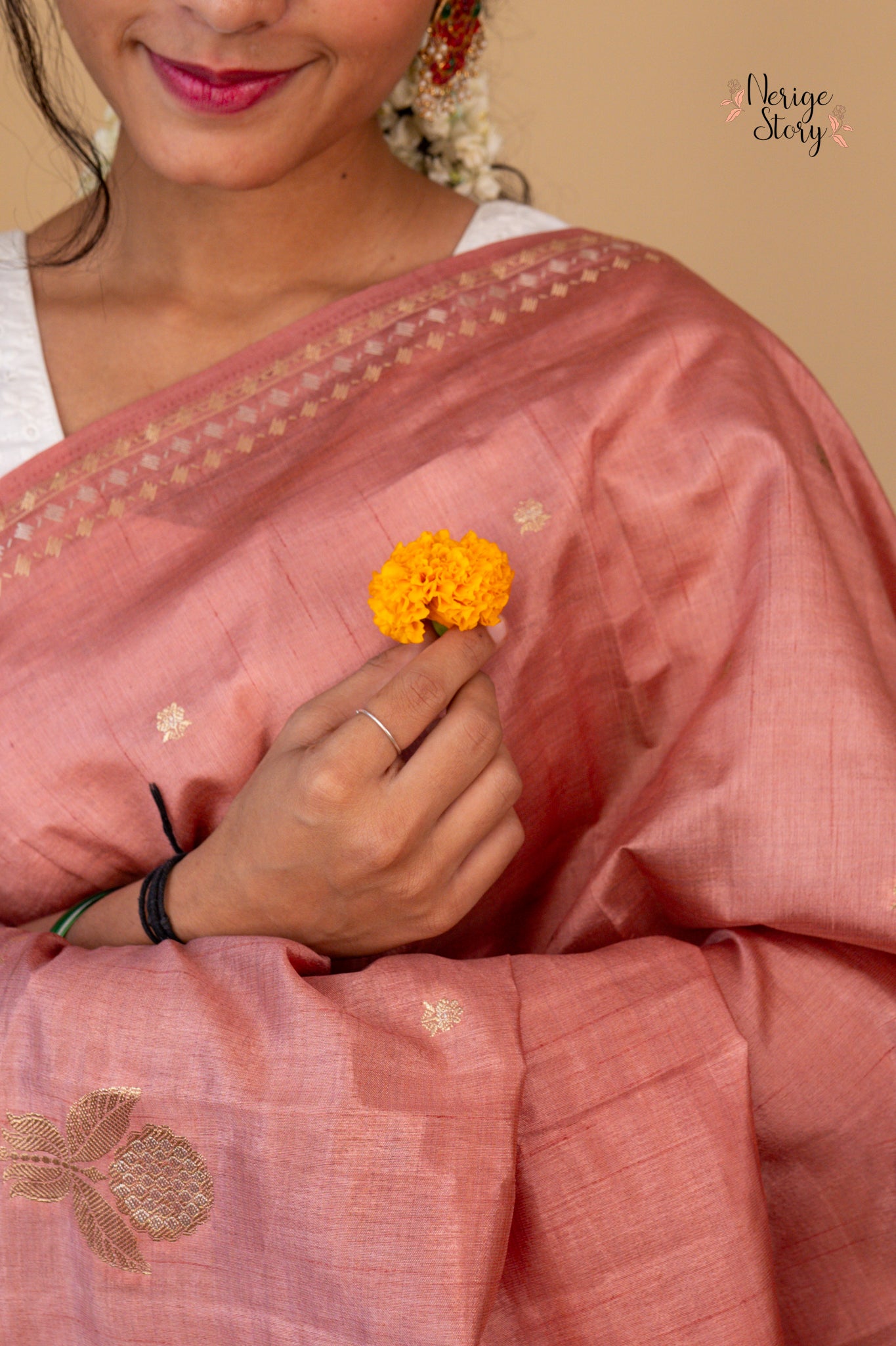 DARSHANI (दर्शनी)