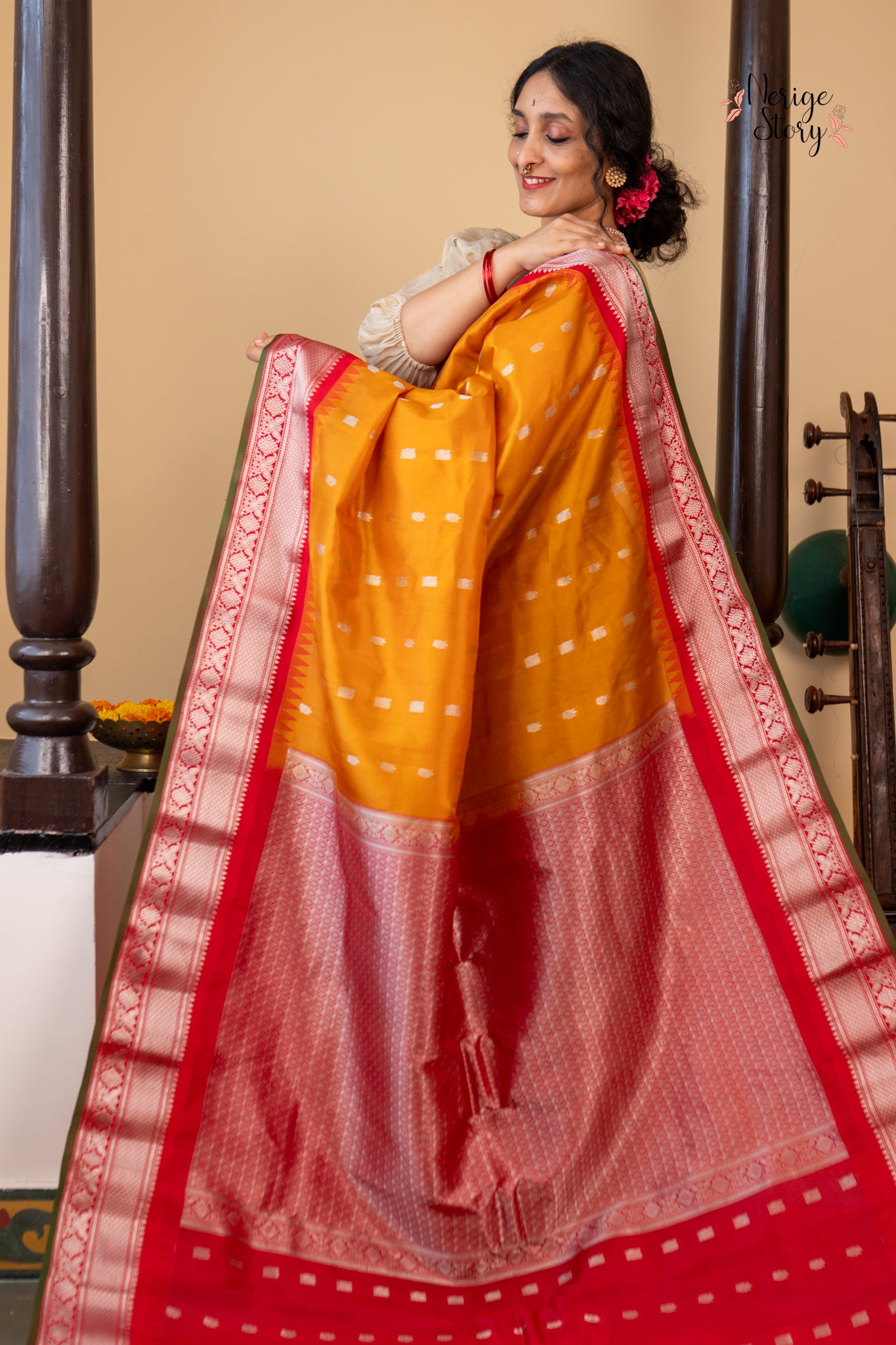 KESHINI (కేశినీ)