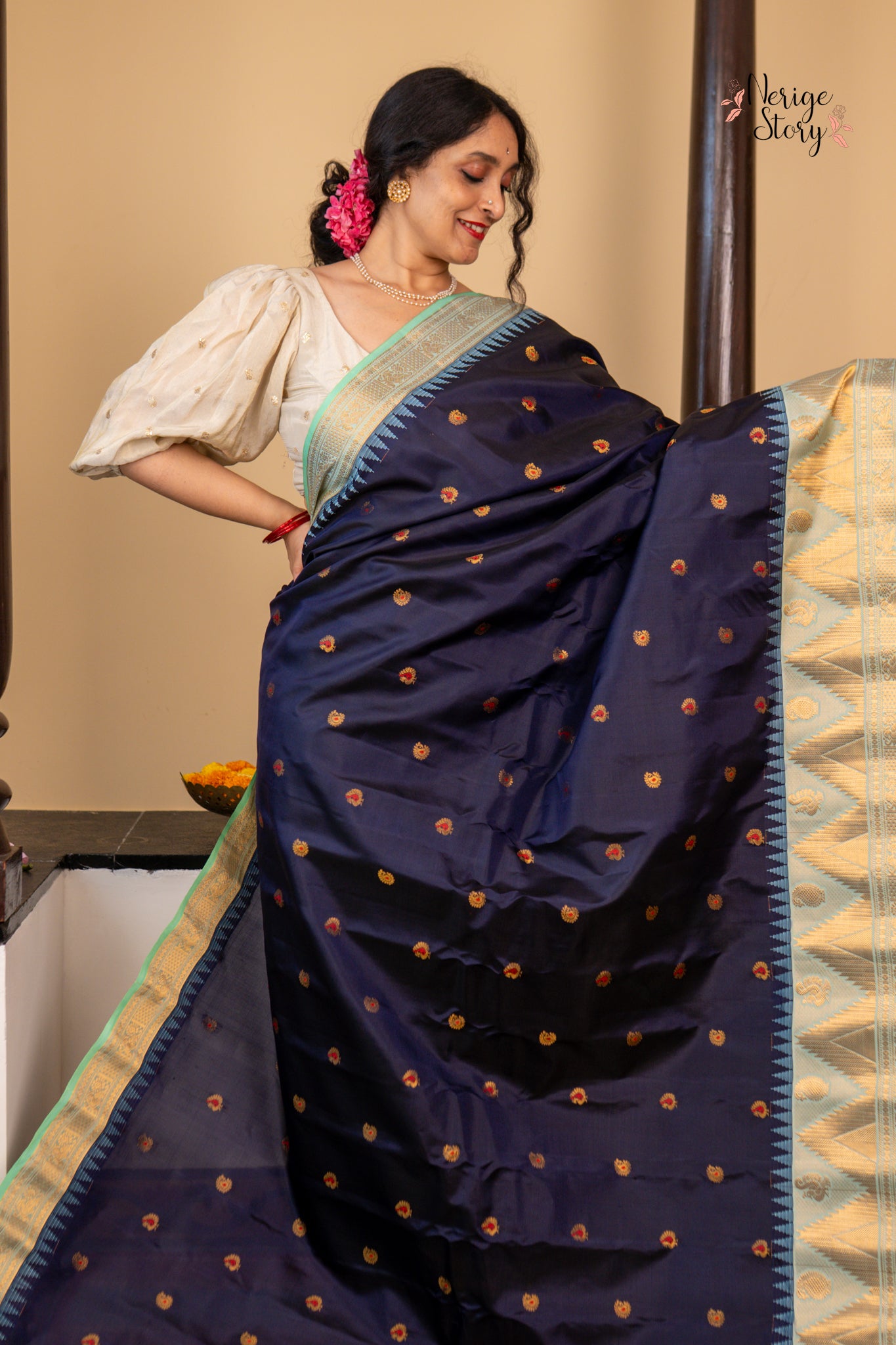 DIVYASHA (దివ్యాషా)