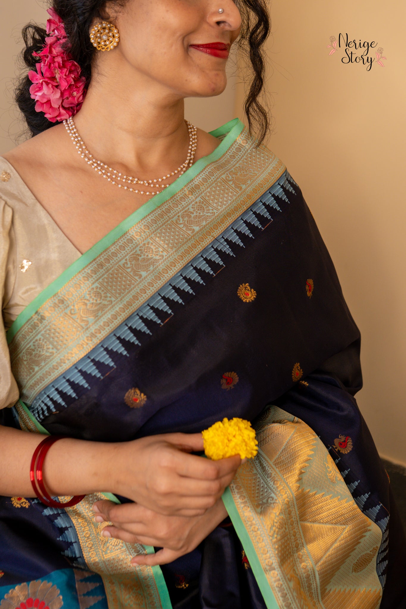 DIVYASHA (దివ్యాషా)