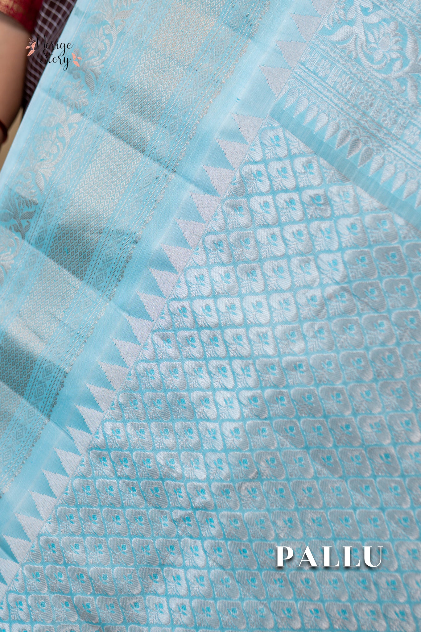 NIRALI (నిరాలి)