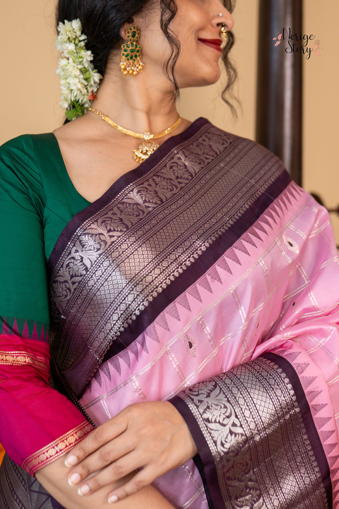 VAYONA (వయోనా)