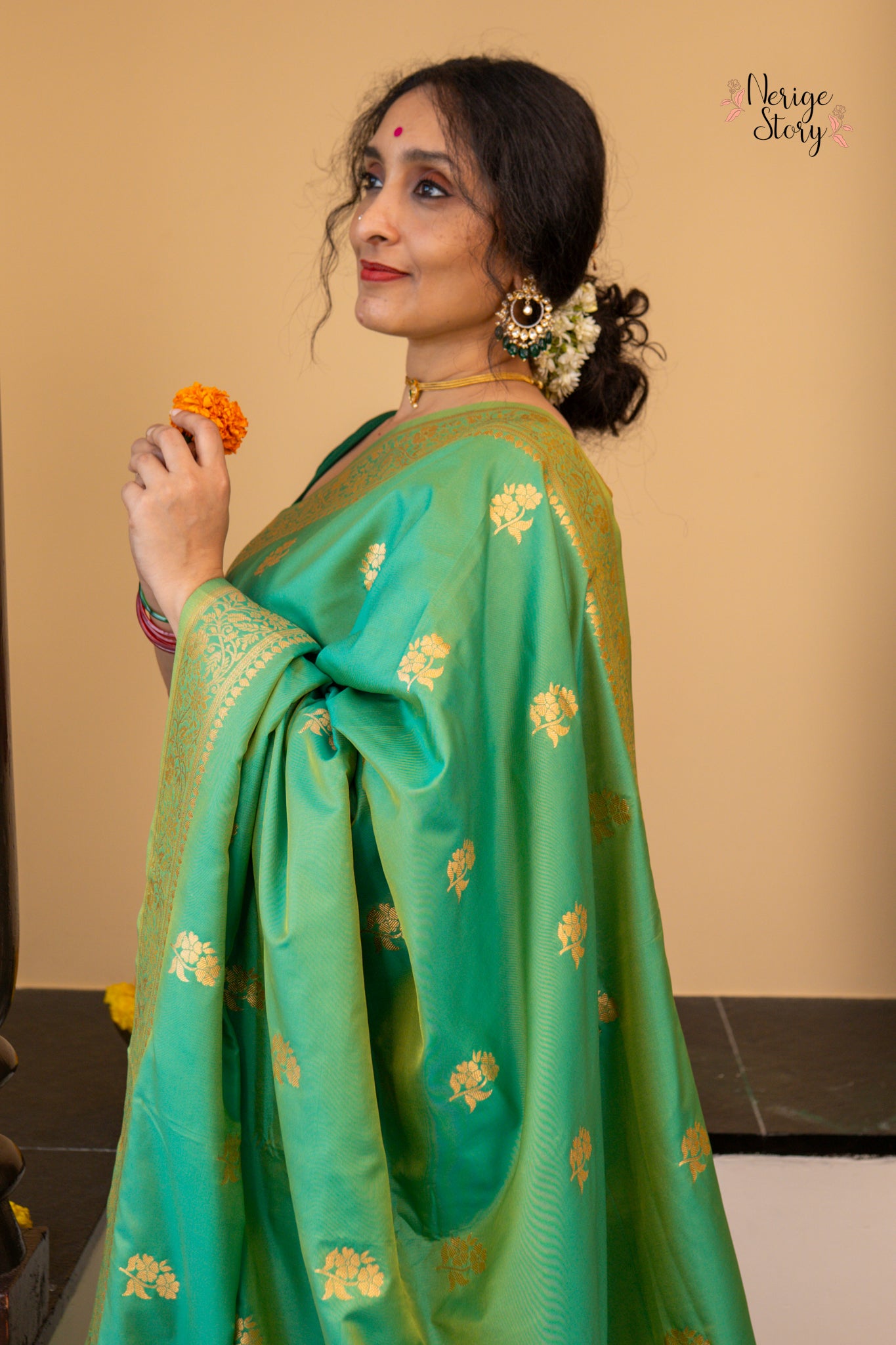 MINAKSHI (मीनाक्षी)