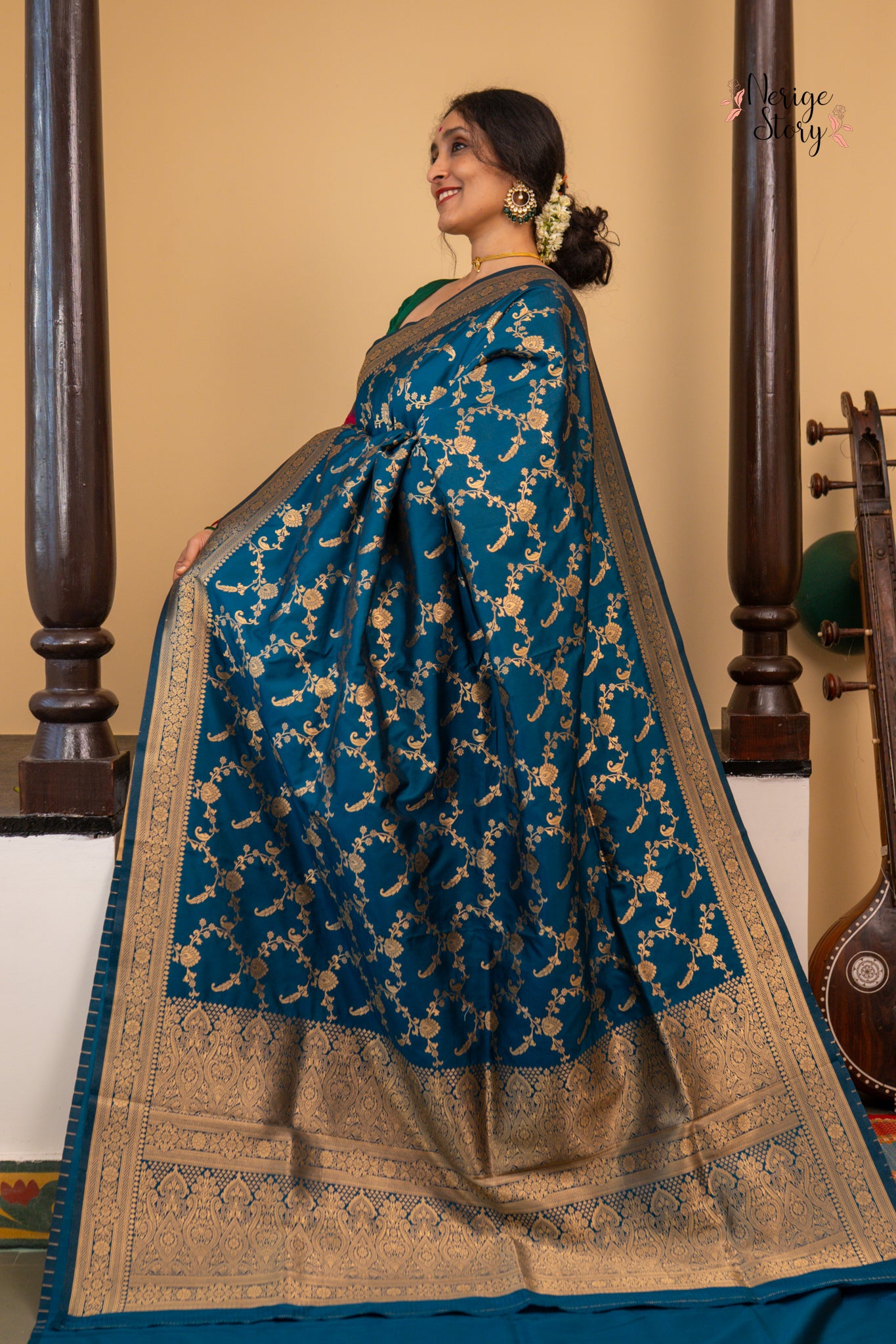 NAMOVIKA (नमाविका)