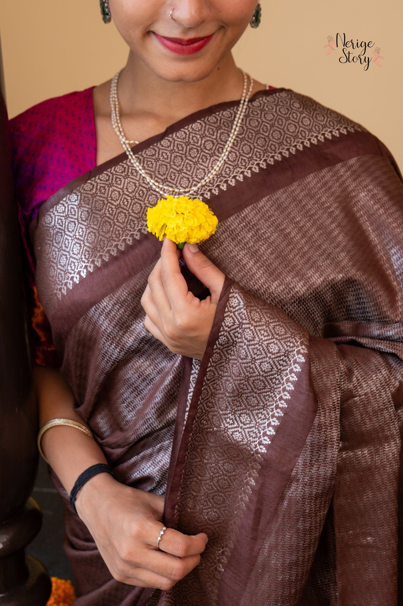 NILIMA (नीलिमा)