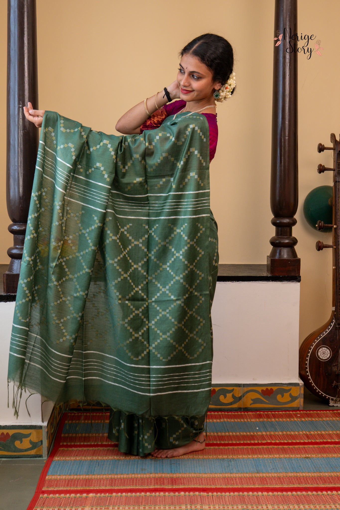 DHAVALIKA (धवलिका)