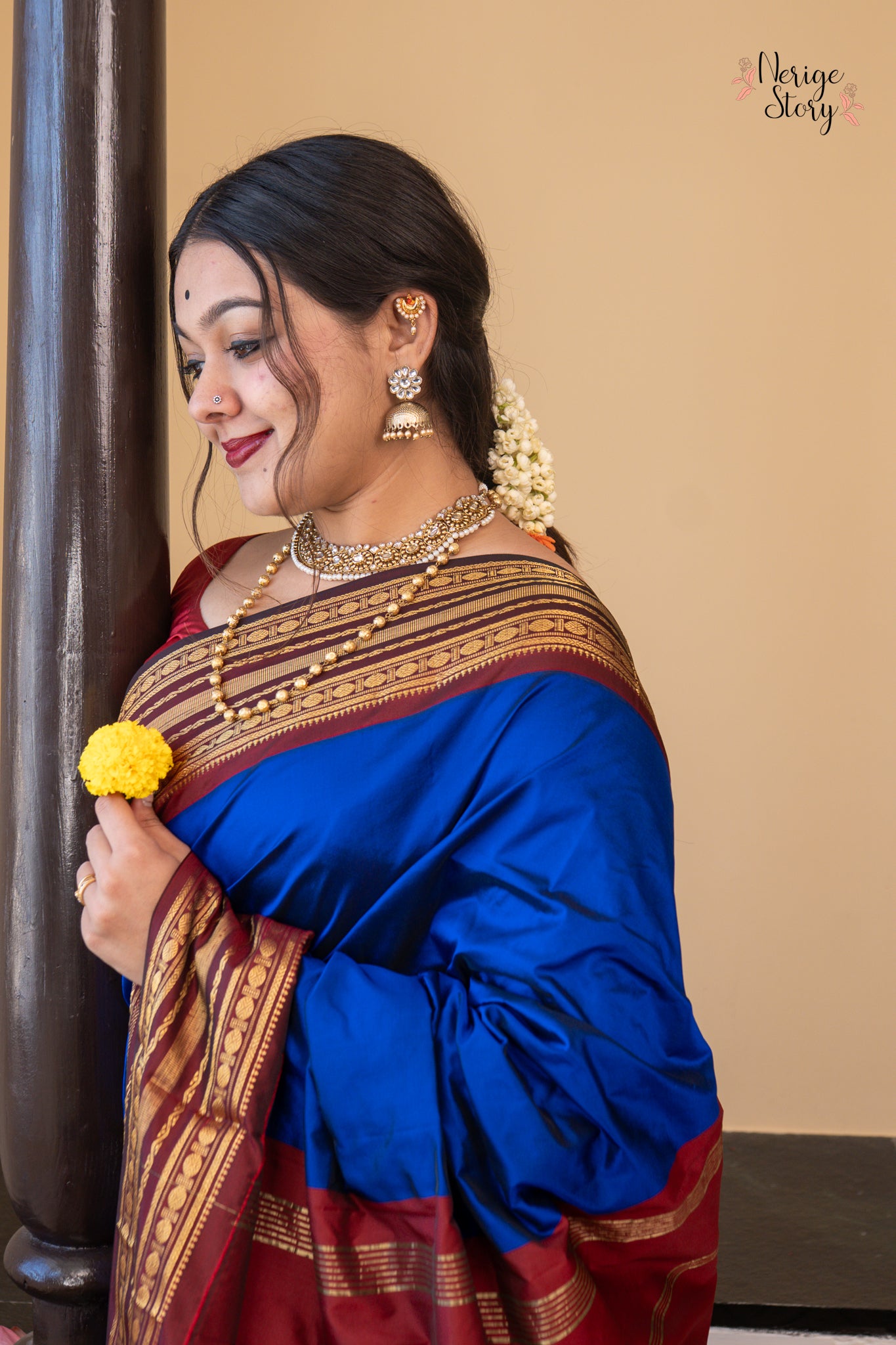 AHALYASHREE (ಅಹಲ್ಯಶ್ರೀ)