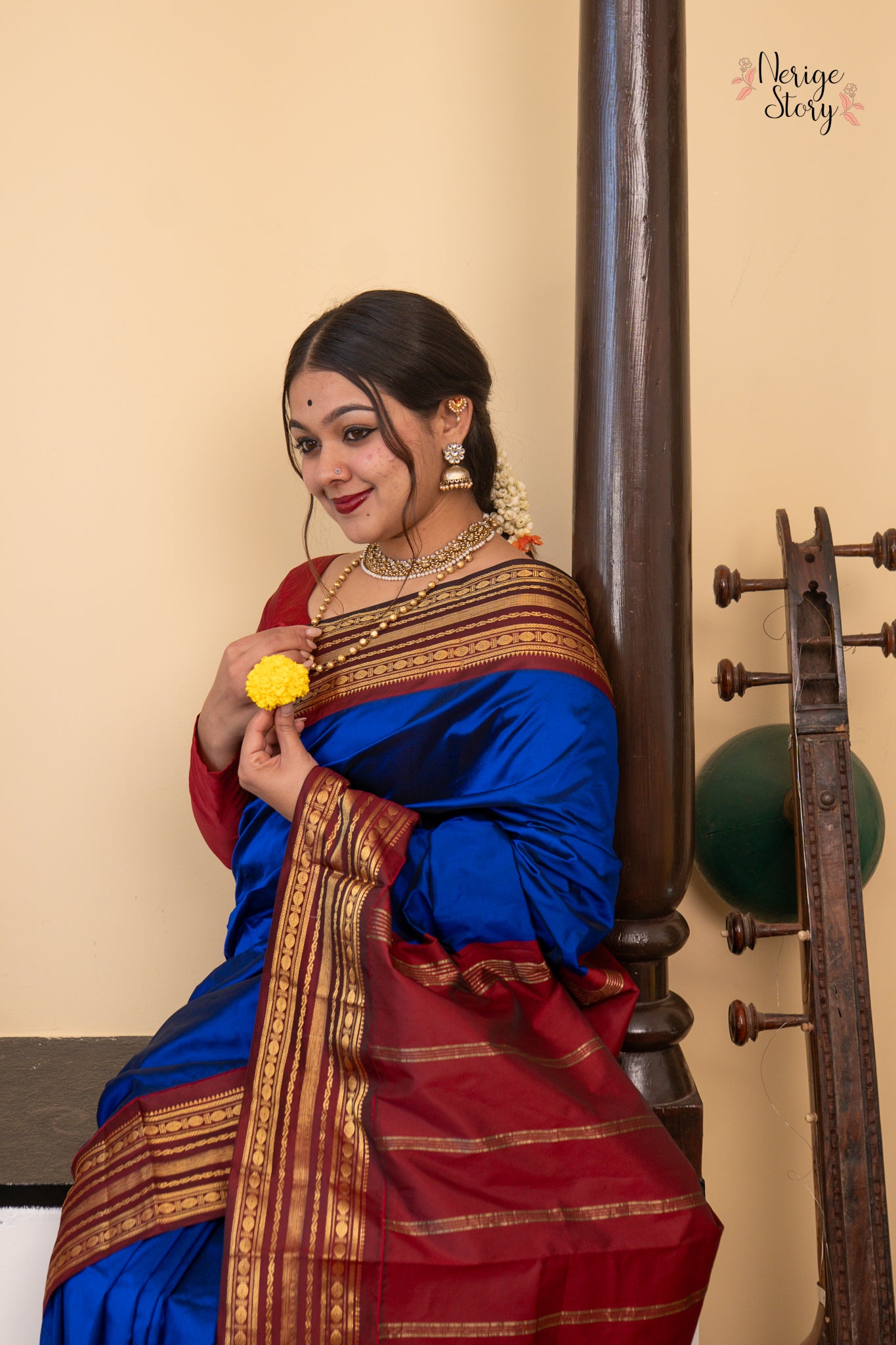 AHALYASHREE (ಅಹಲ್ಯಶ್ರೀ)