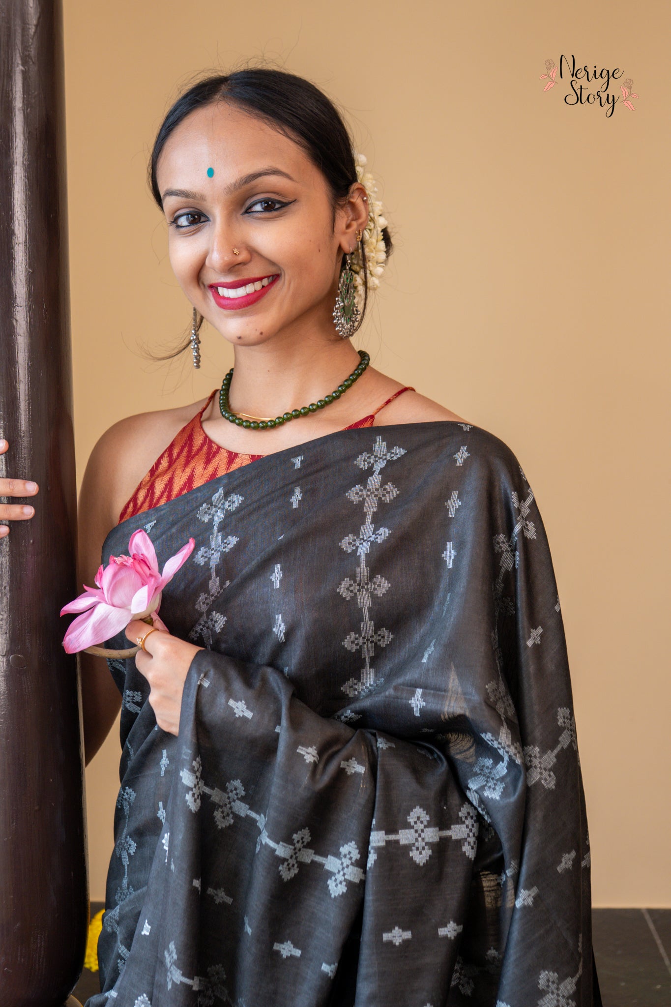 ANISHA (अनीशा)