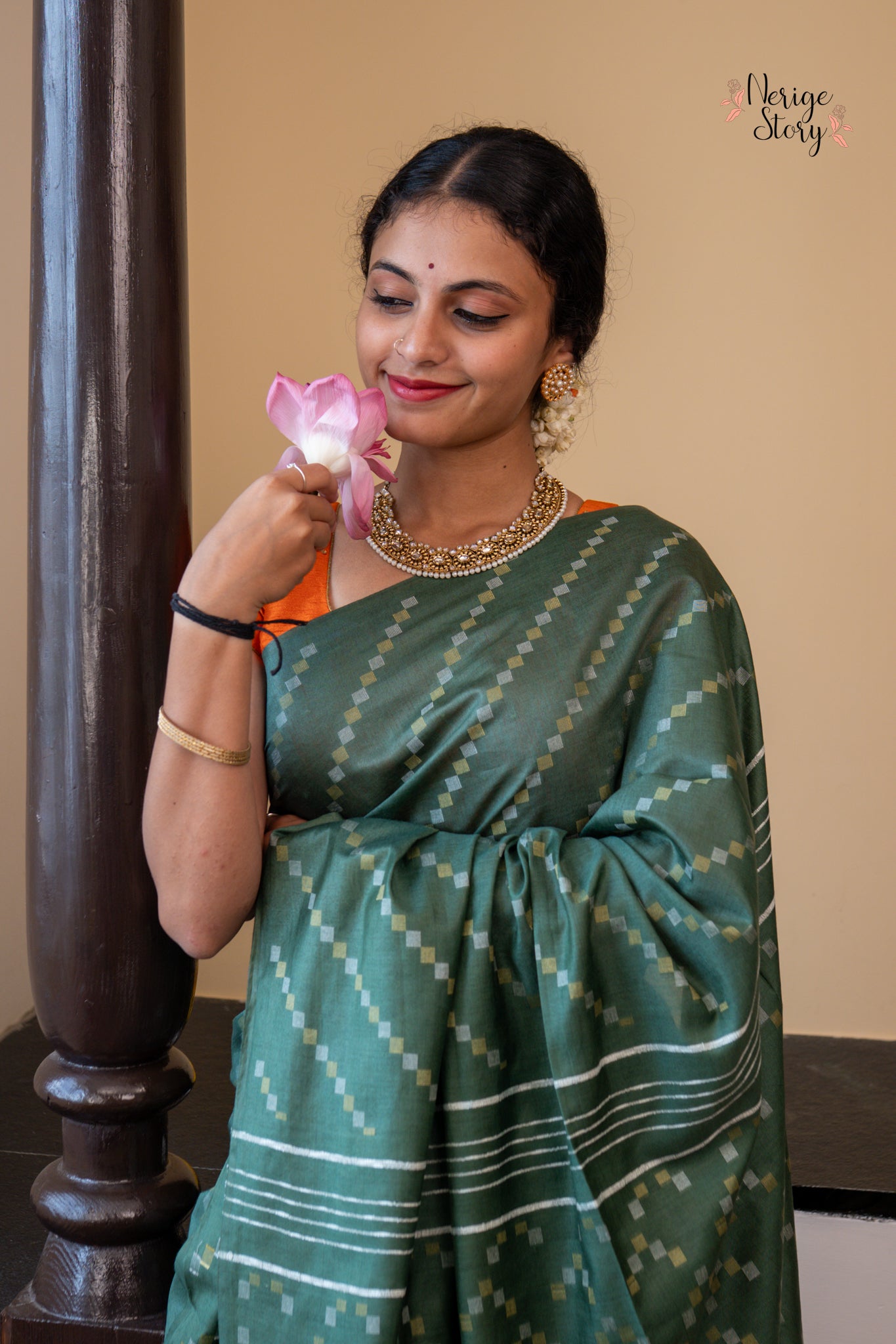 MADHURANJALI (मधुरांजली)