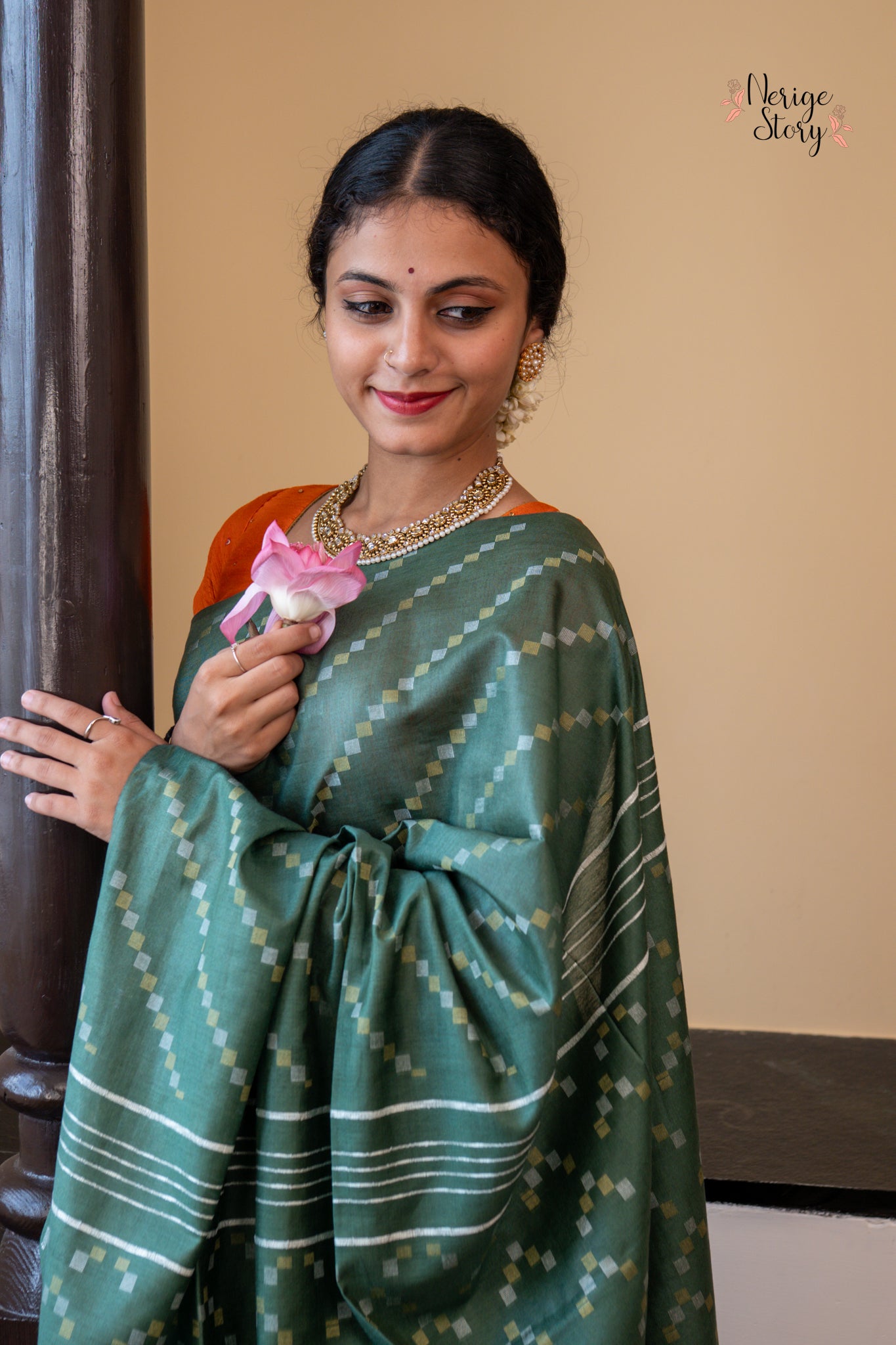 MADHURANJALI (मधुरांजली)