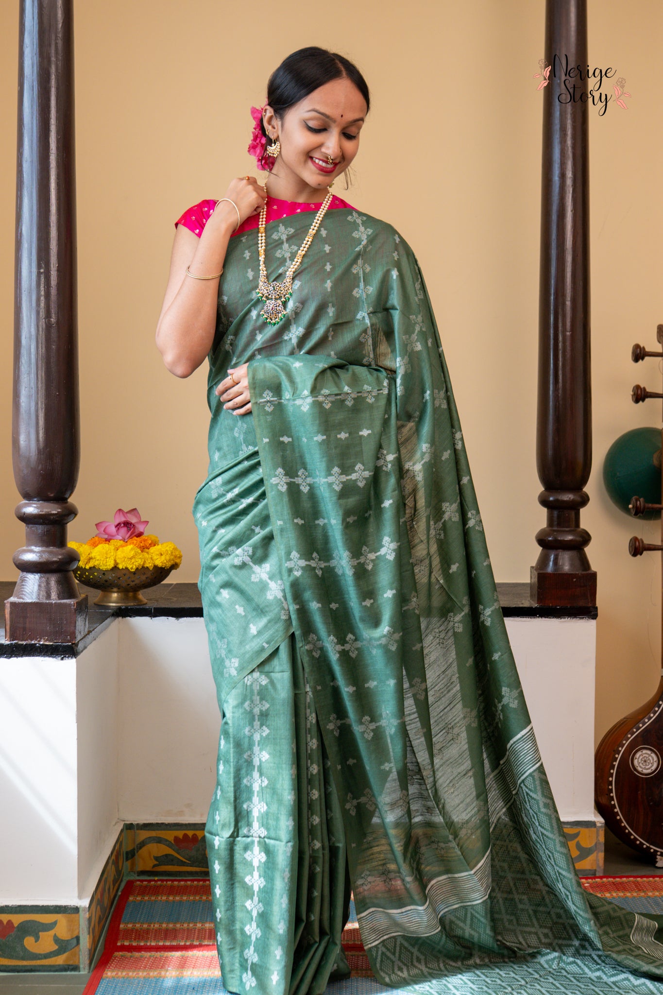 DEBINA (देबीना)