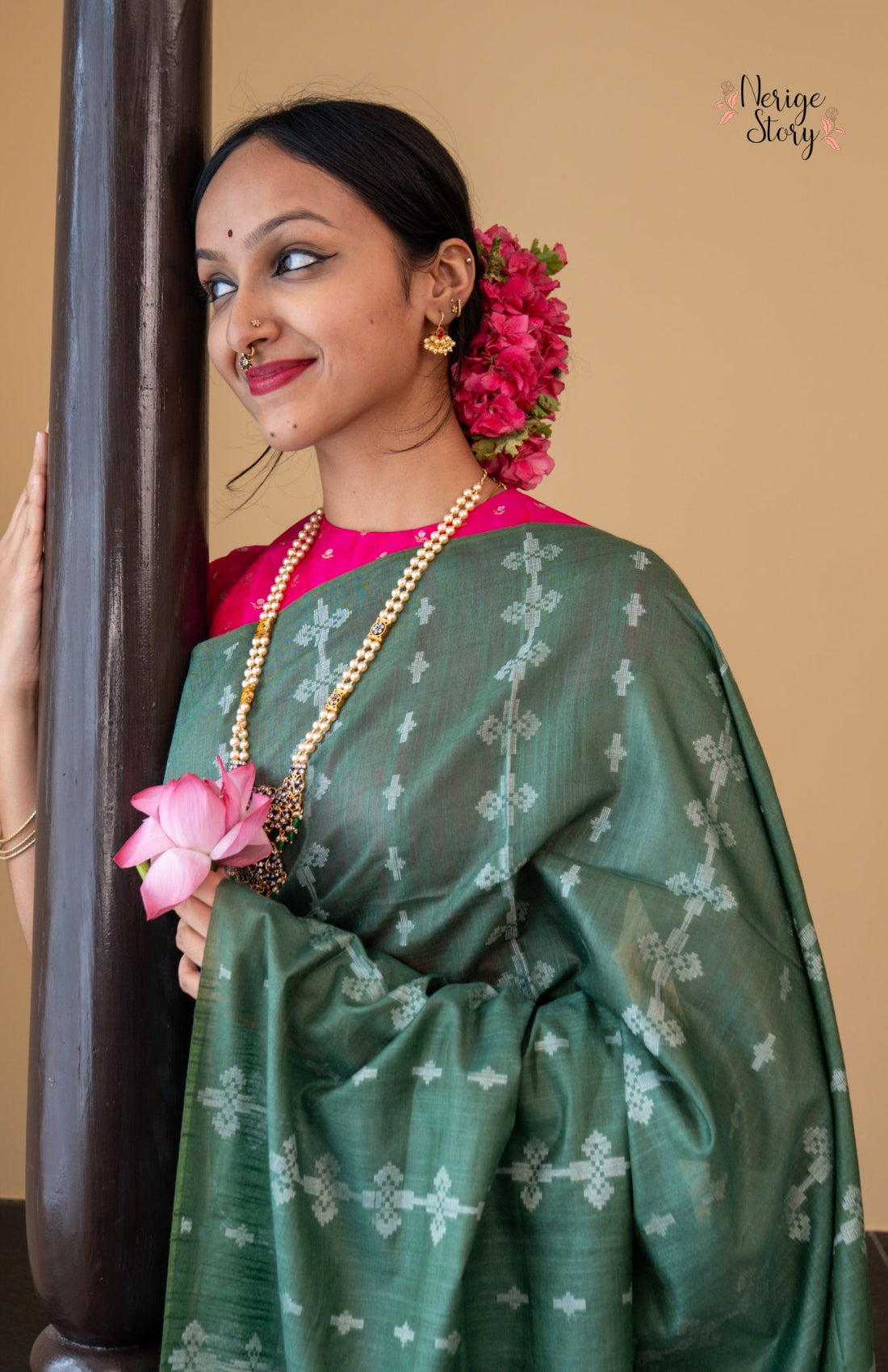 DEBINA (देबीना)