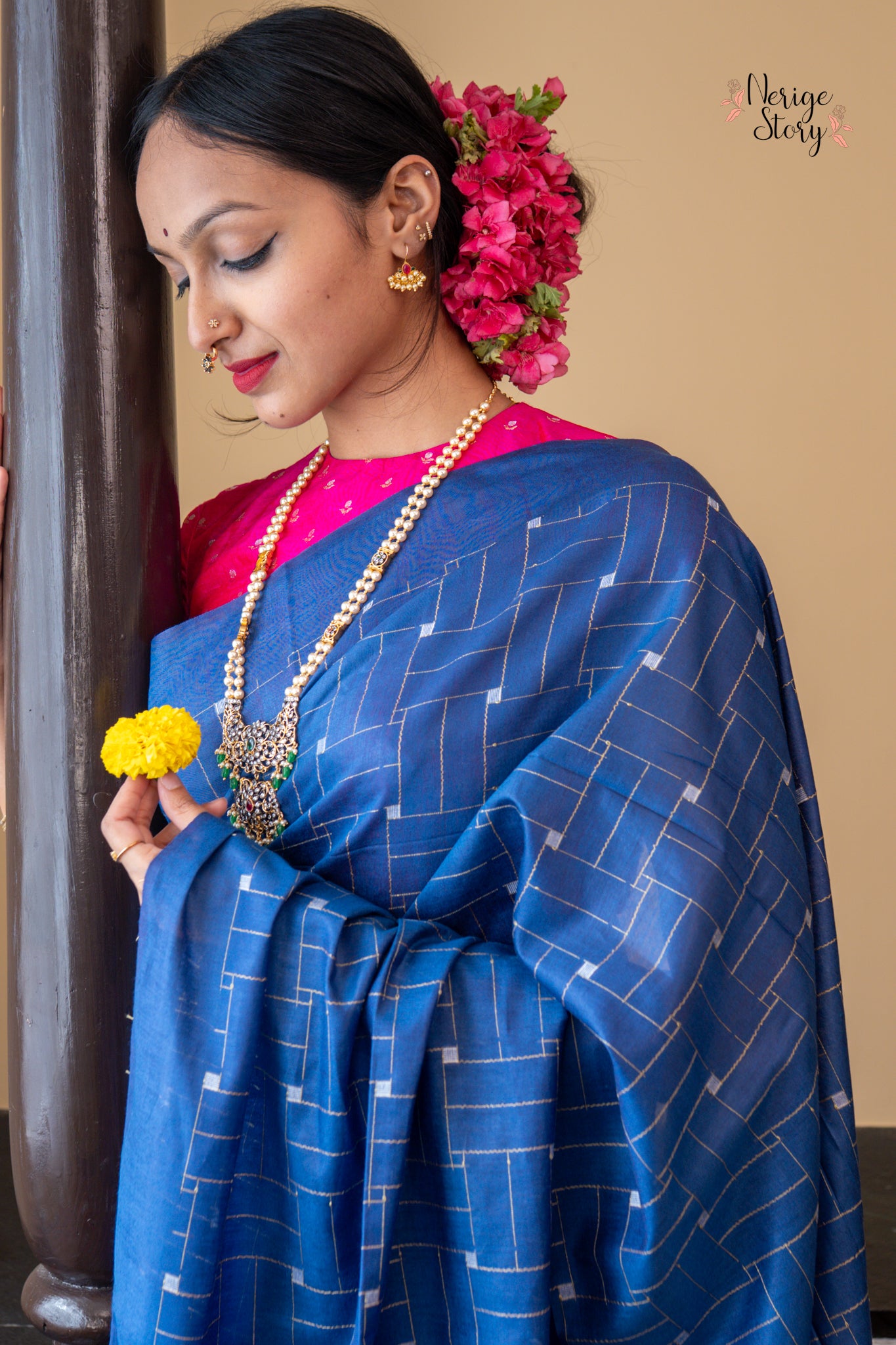 APARANJALI (अपरांजली)