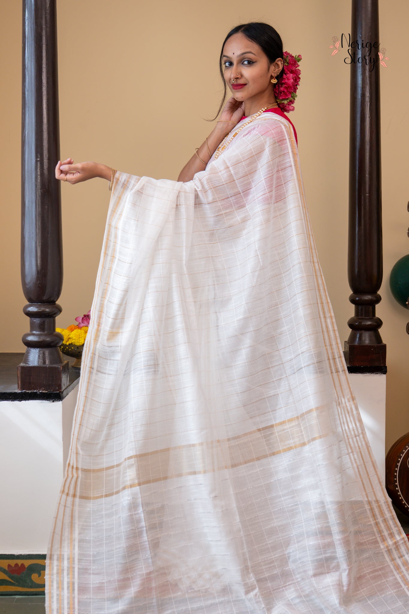 DIPALI (दीपाली)
