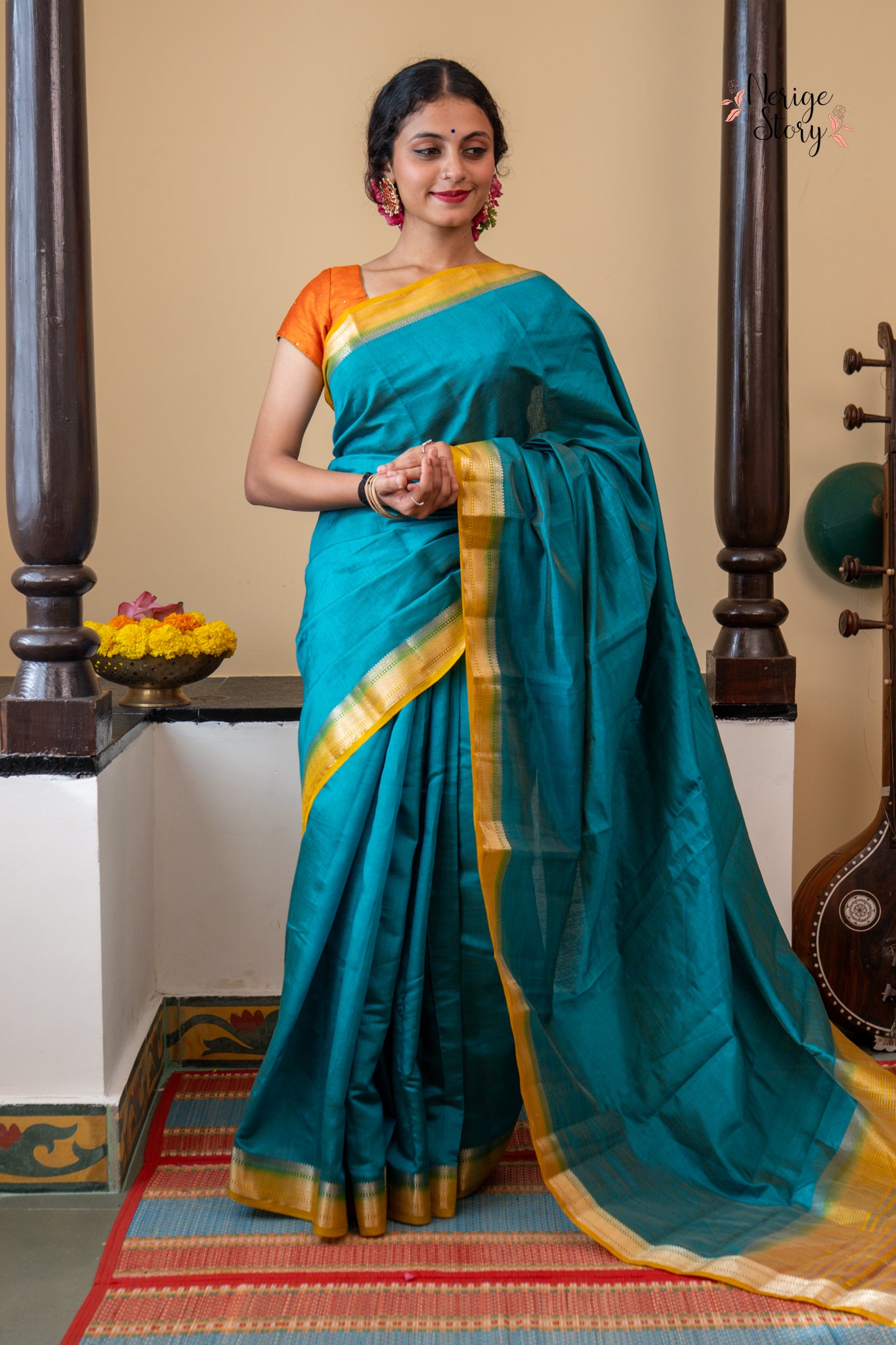 KAVINA (कविना)