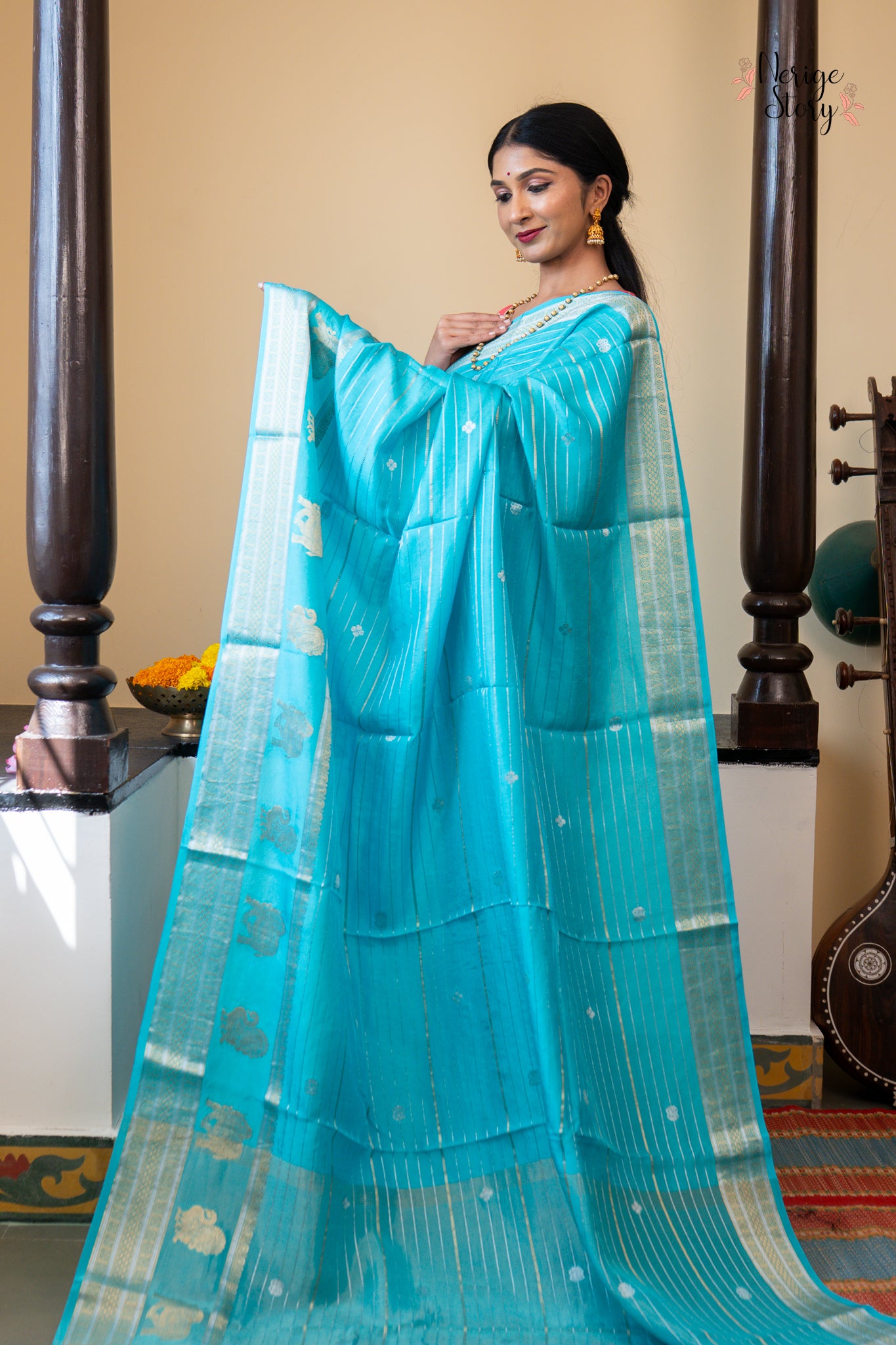 MAYUKHI (मयूखी)