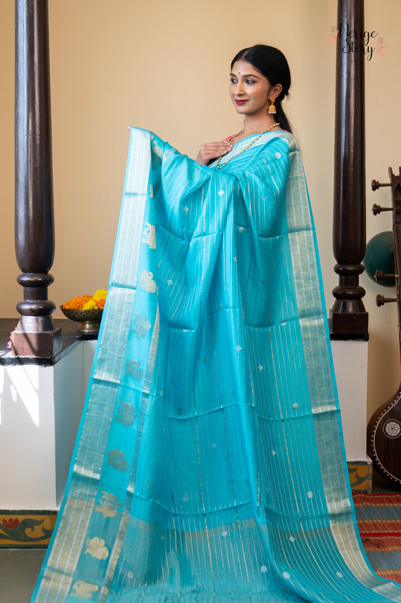 MAYUKHI (मयूखी)