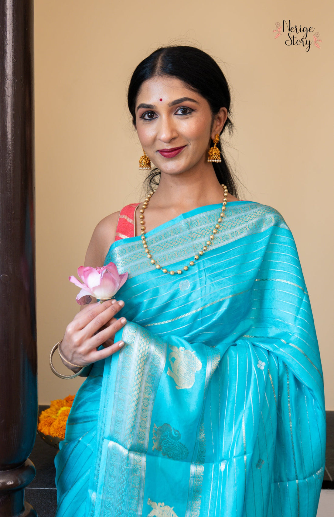 MAYUKHI (मयूखी)