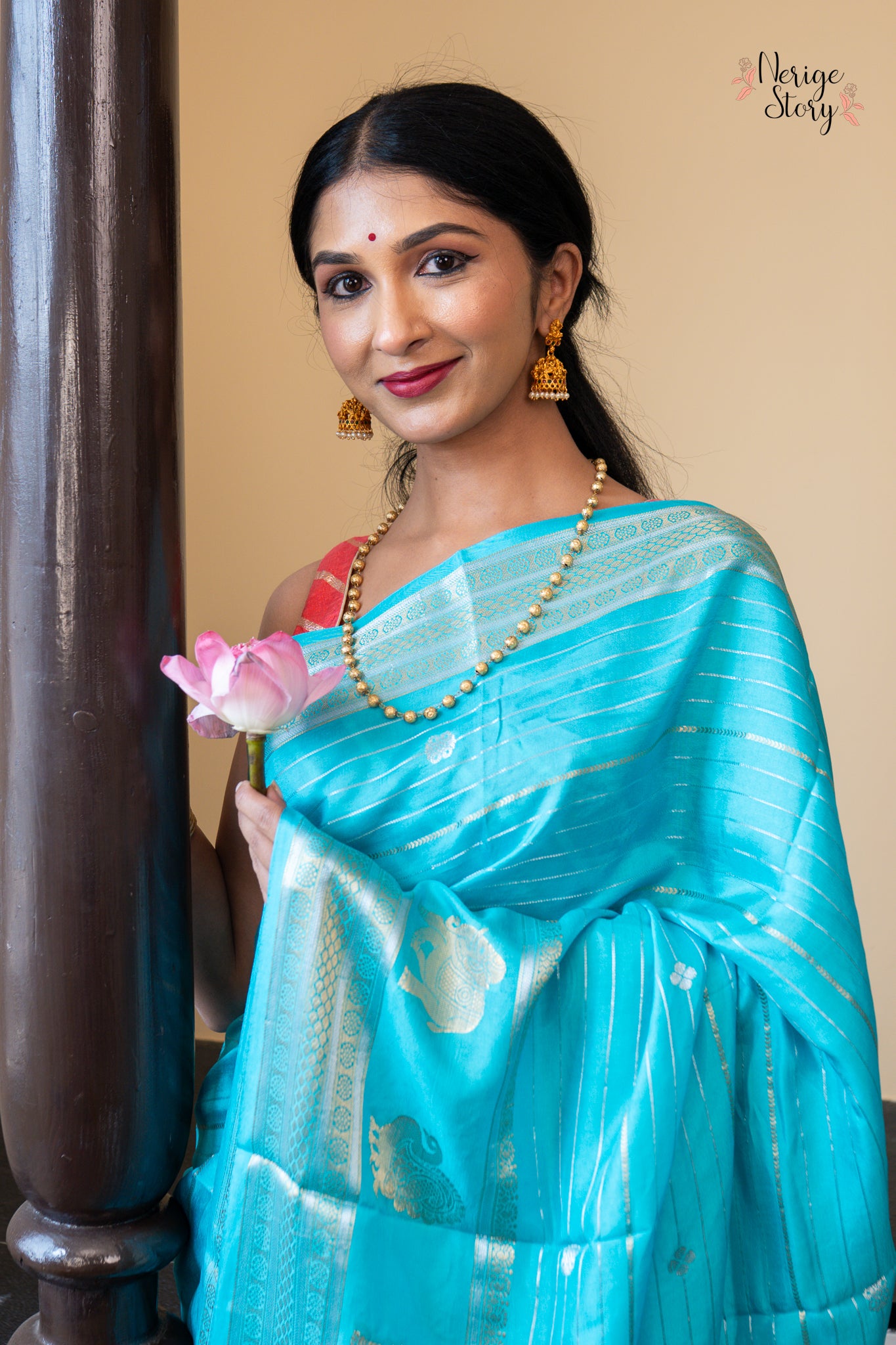 MAYUKHI (मयूखी)