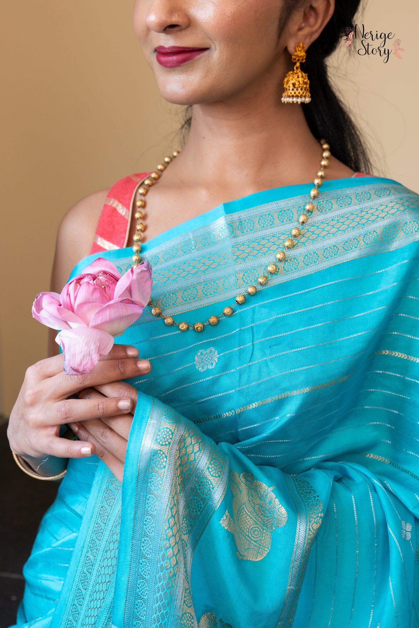 MAYUKHI (मयूखी)