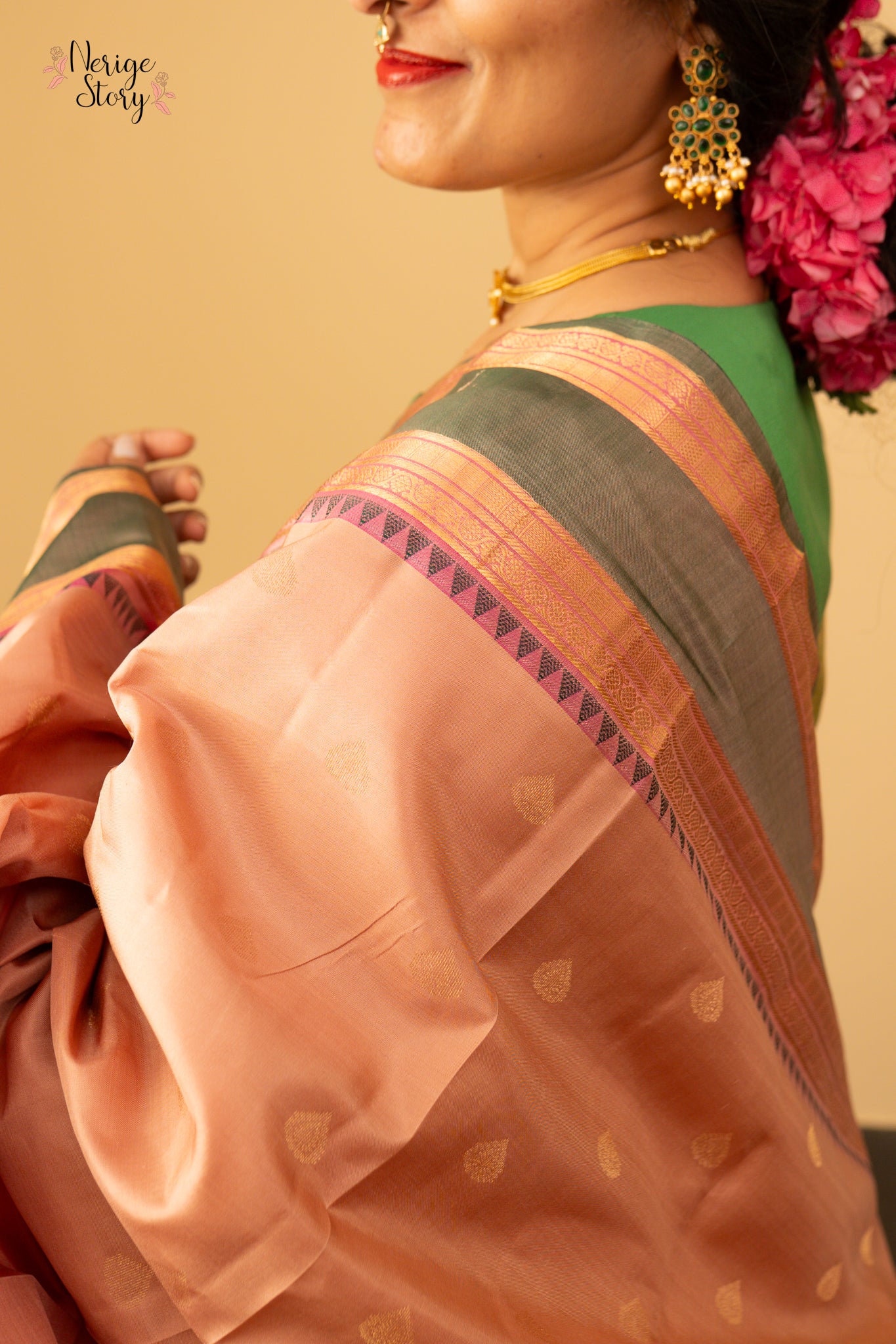 SNEHALA (ஸ்நேஹலா)