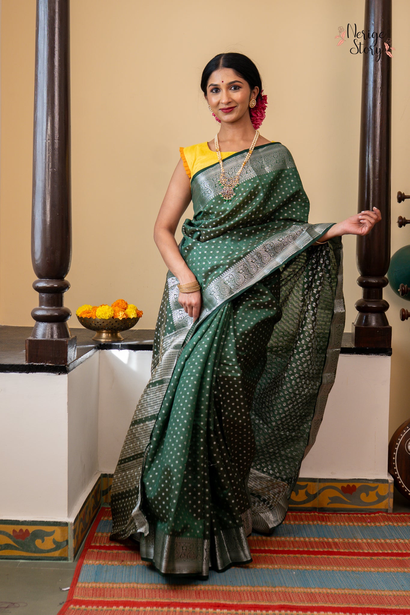 SANATANIYA (सनातनिया)