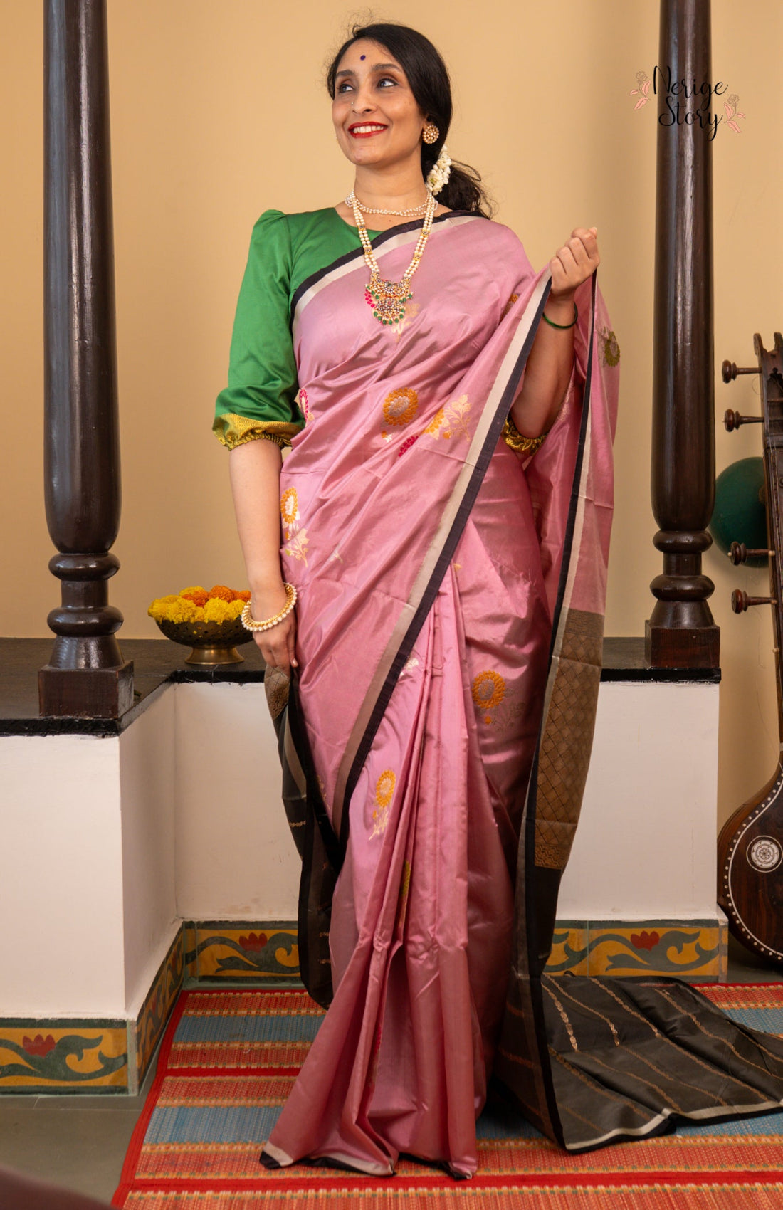 MANISHA (मनीषा)